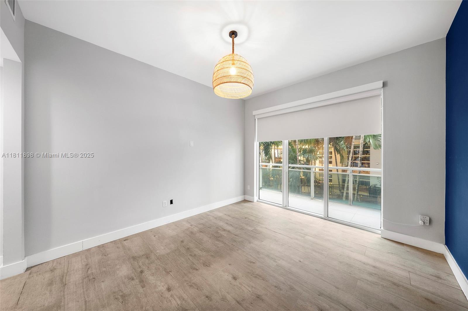 950 Brickell Bay Dr #200, Miami FL 33131