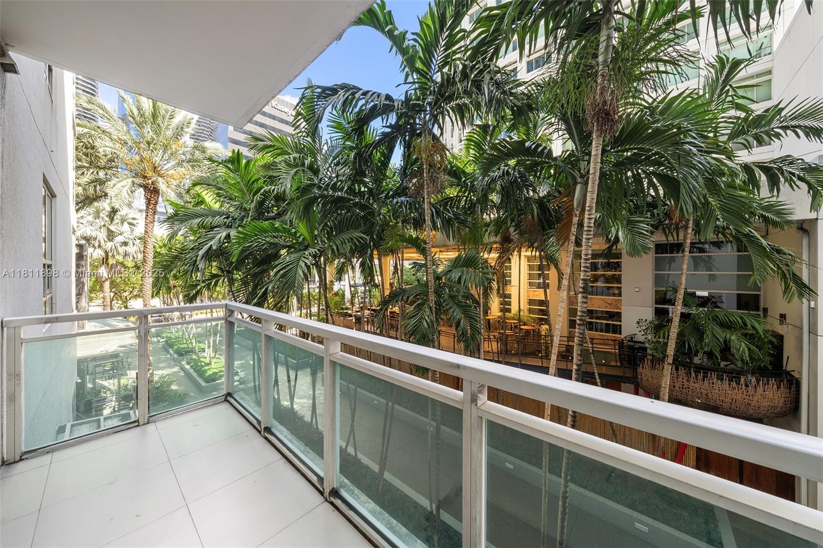 950 Brickell Bay Dr #200, Miami FL 33131