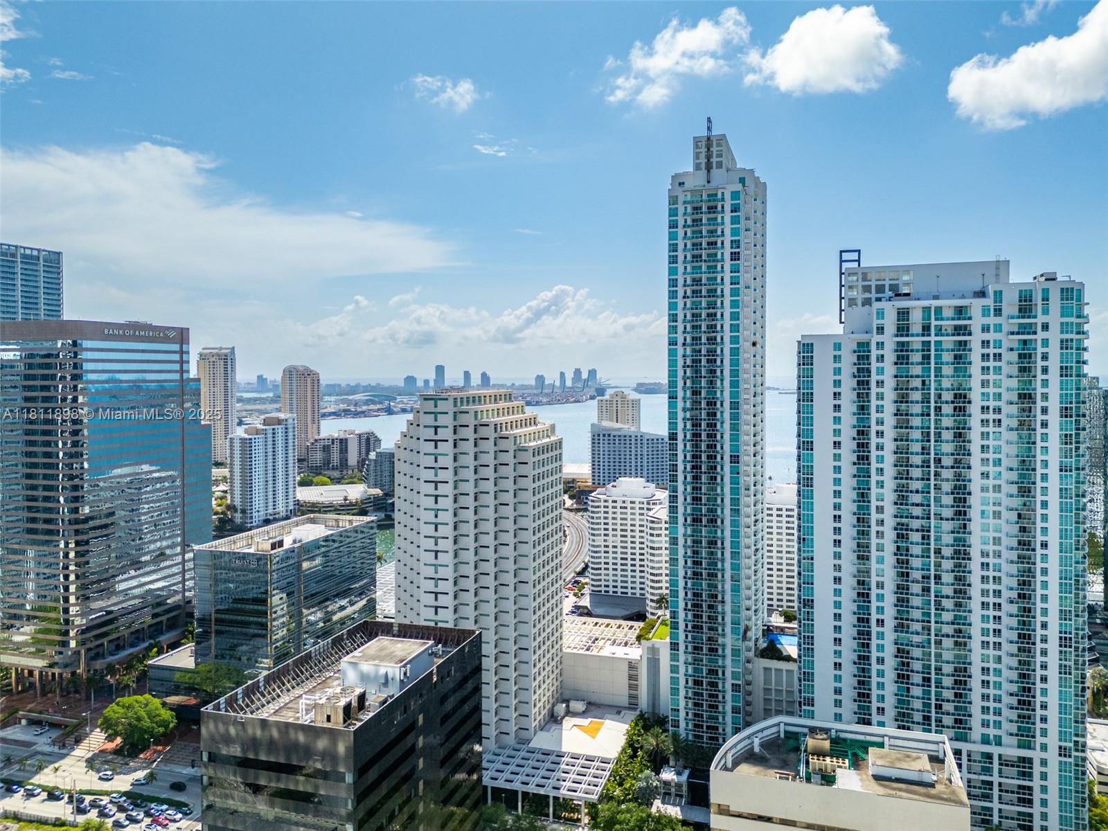 950 Brickell Bay Dr #200, Miami FL 33131