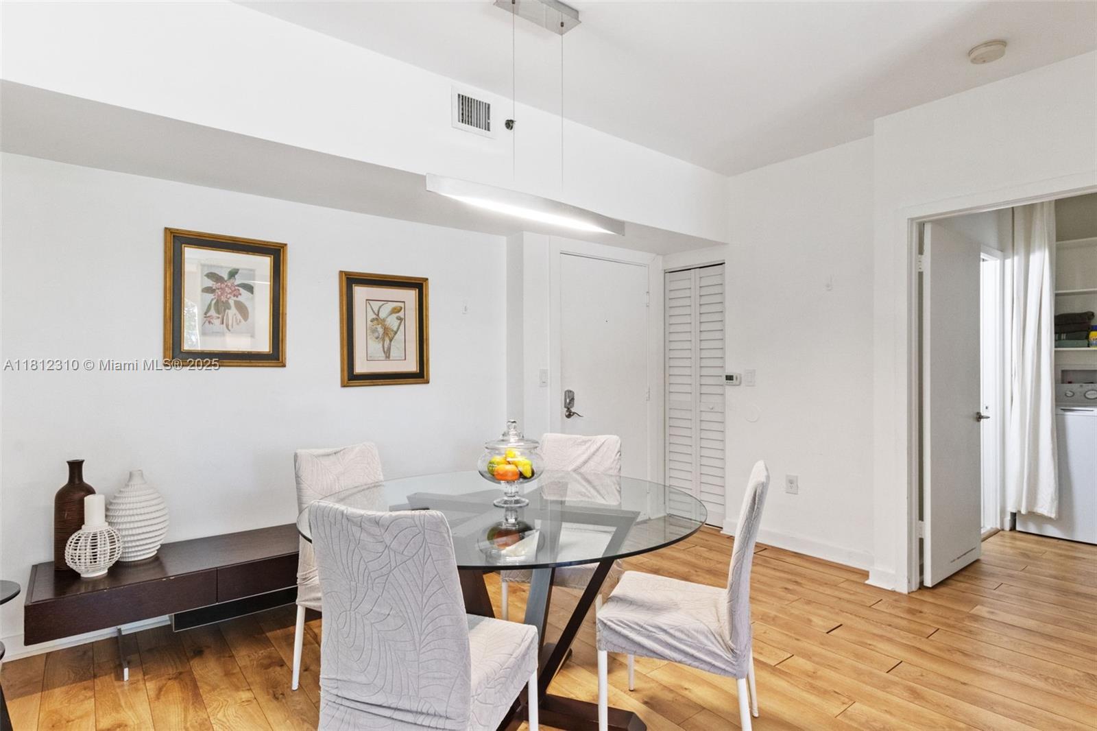19999 E Country Club Dr #1106, Aventura FL 33180