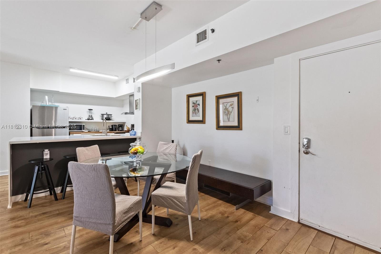 19999 E Country Club Dr #1106, Aventura FL 33180