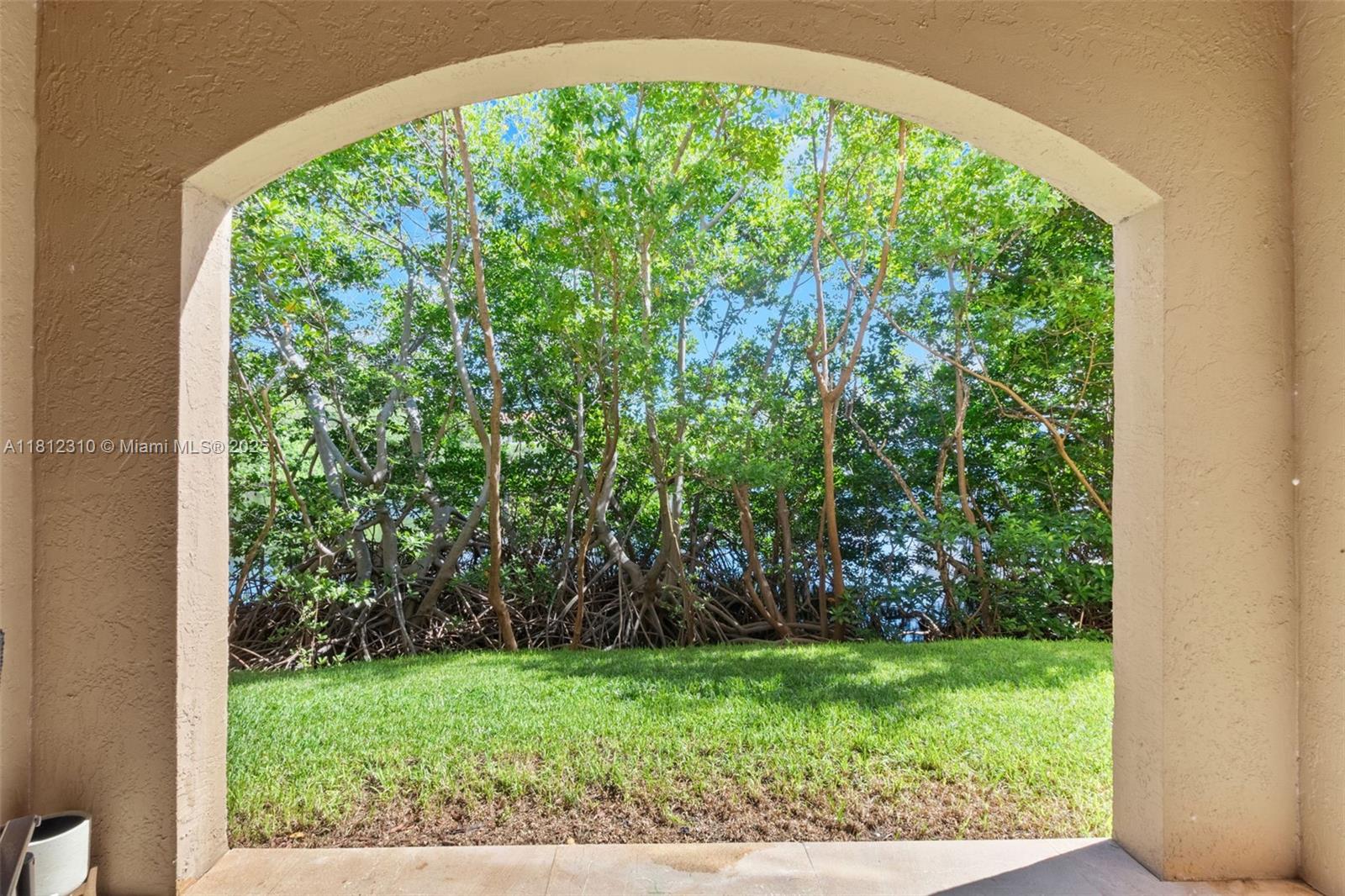 19999 E Country Club Dr #1106, Aventura FL 33180