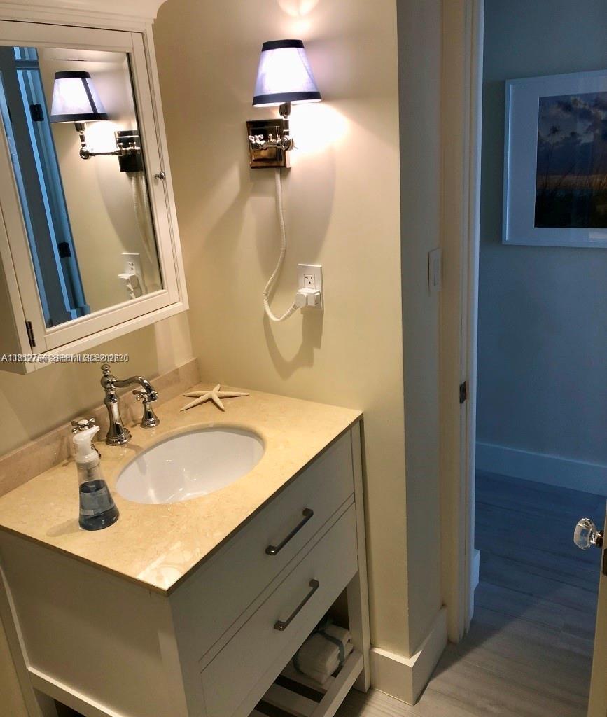 5161 Collins Ave #315, Miami Beach FL 33140
