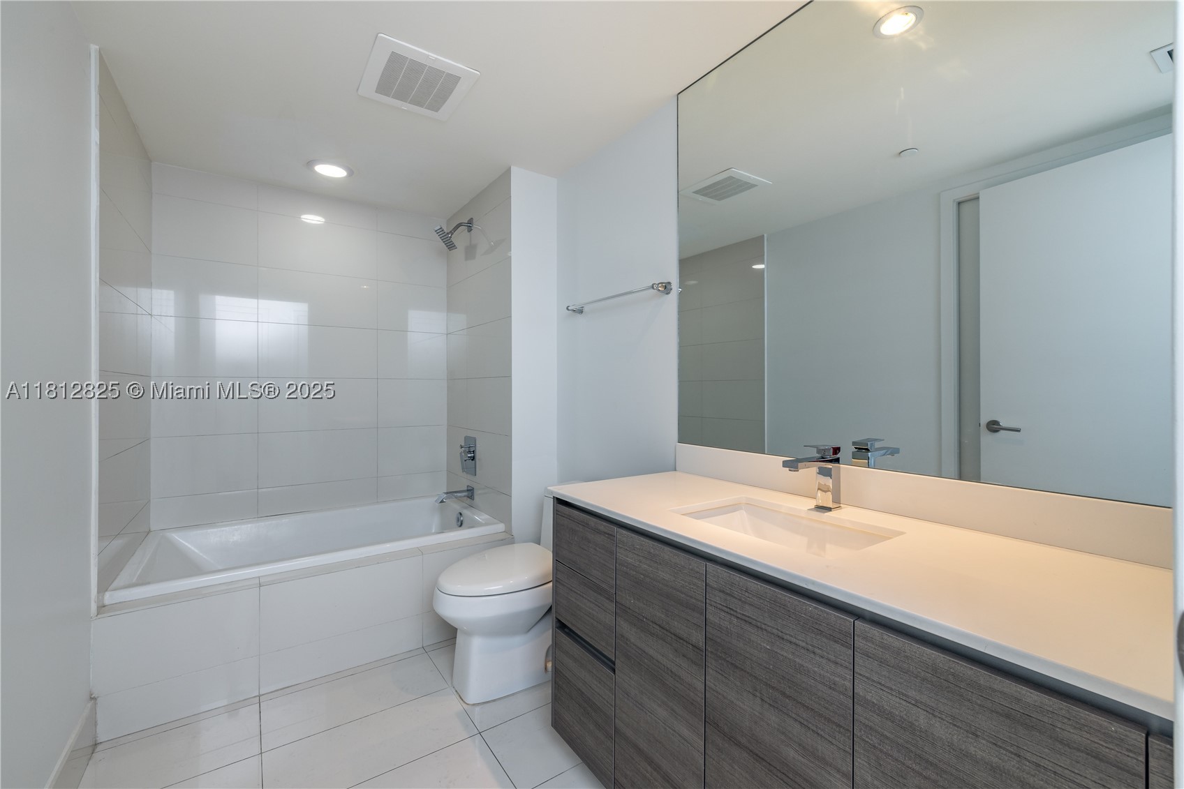 1100 S Miami Ave #1704, Miami FL 33130
