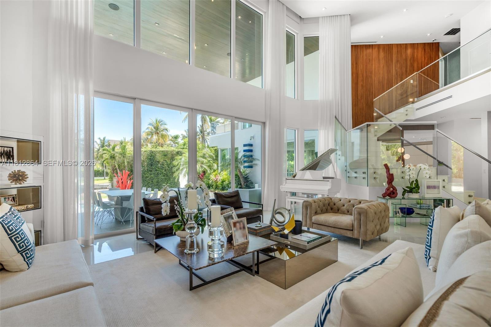 420 Island Dr, Key Biscayne FL 33149