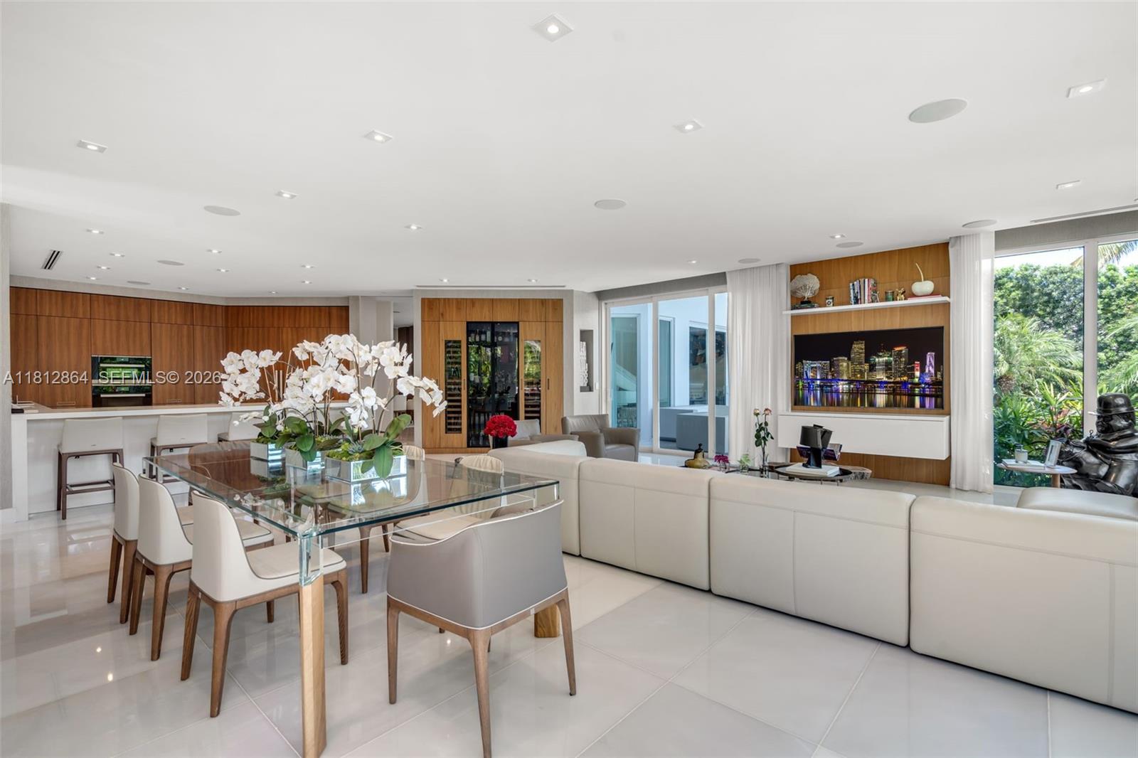 420 Island Dr, Key Biscayne FL 33149