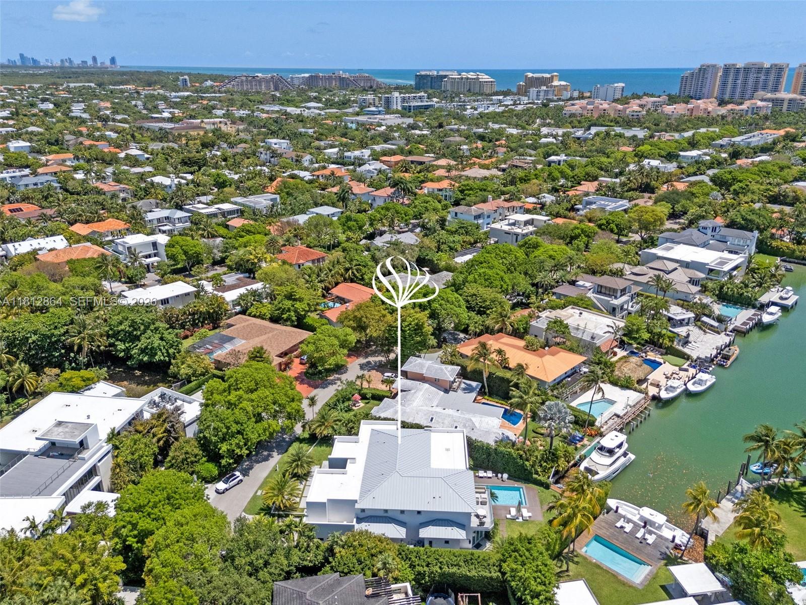 420 Island Dr, Key Biscayne FL 33149