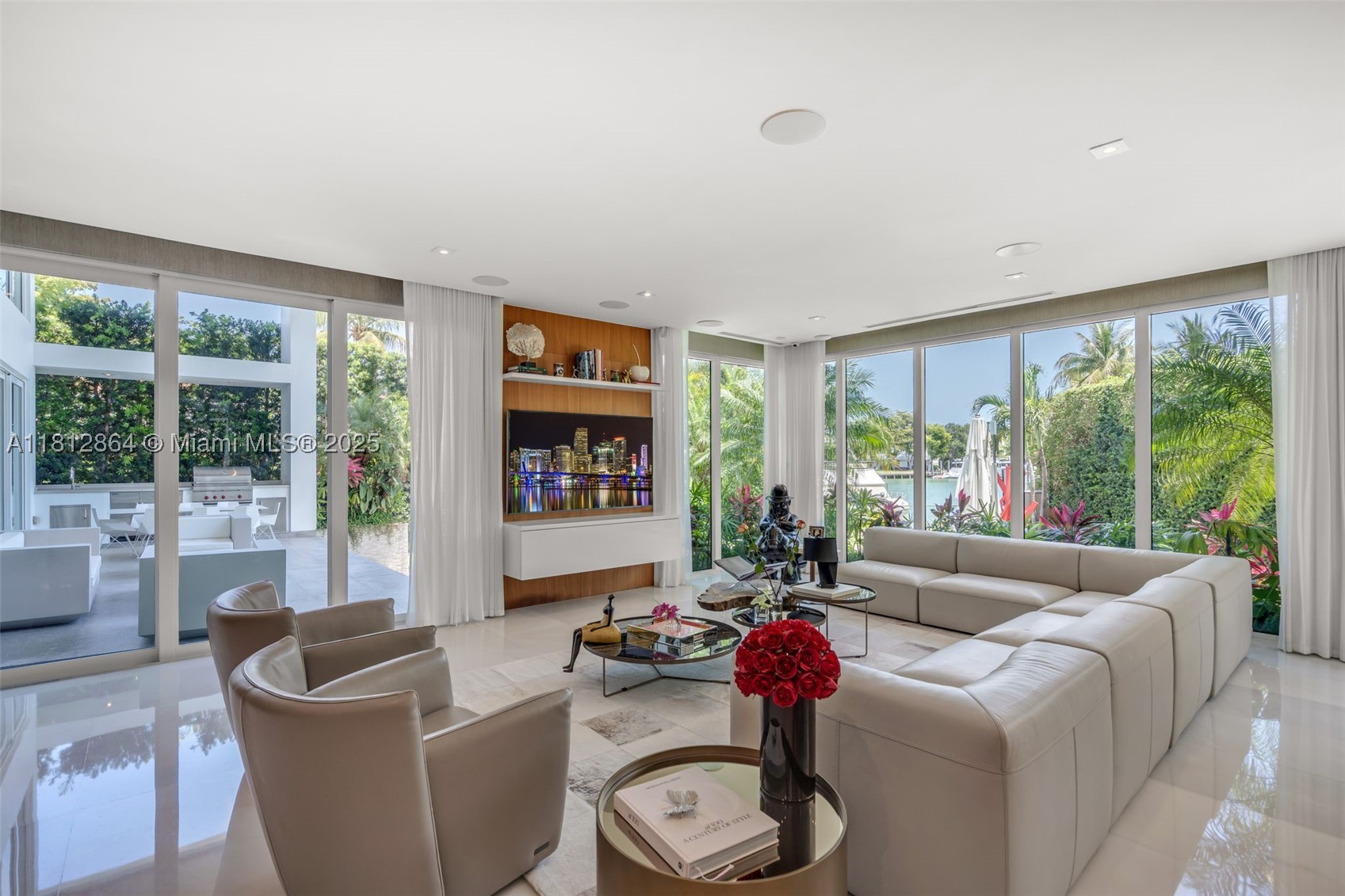420 Island Dr, Key Biscayne FL 33149