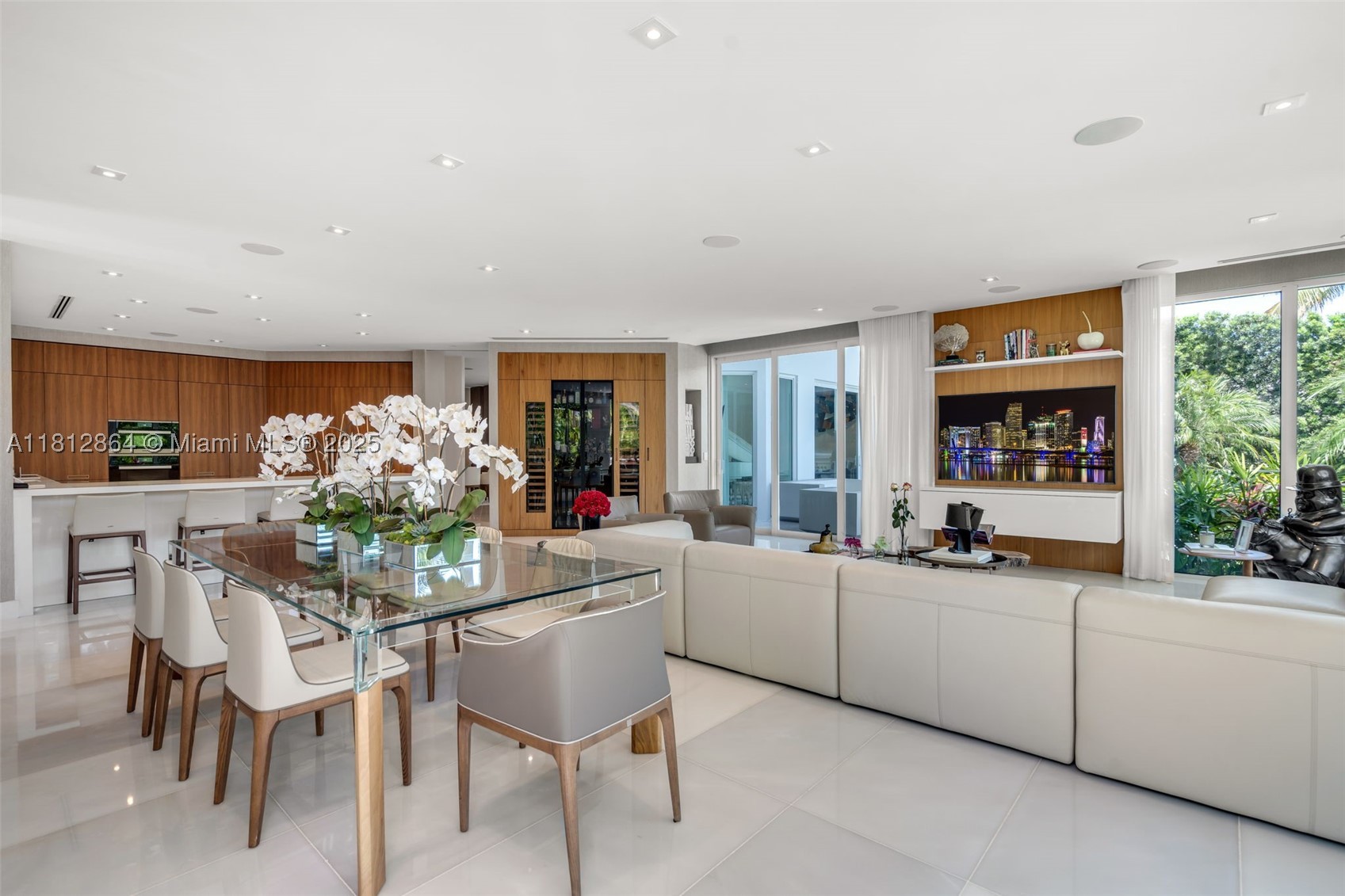 420 Island Dr, Key Biscayne FL 33149