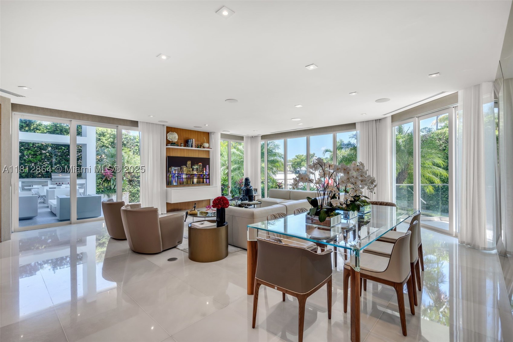 420 Island Dr, Key Biscayne FL 33149