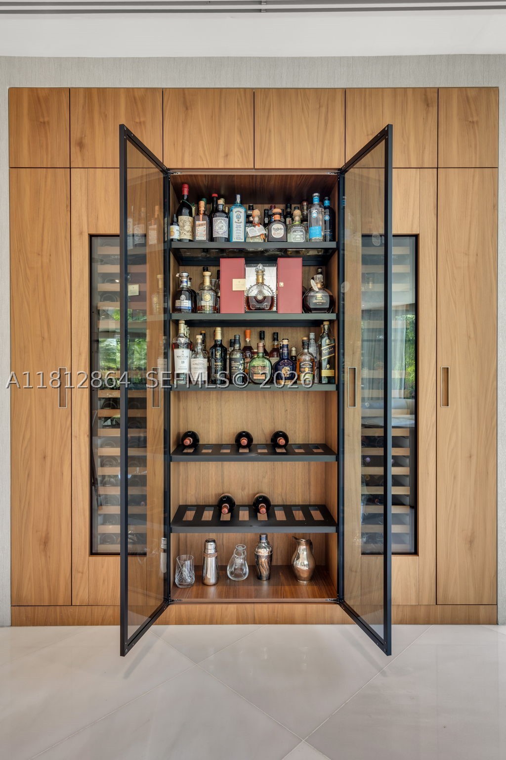 420 Island Dr, Key Biscayne FL 33149