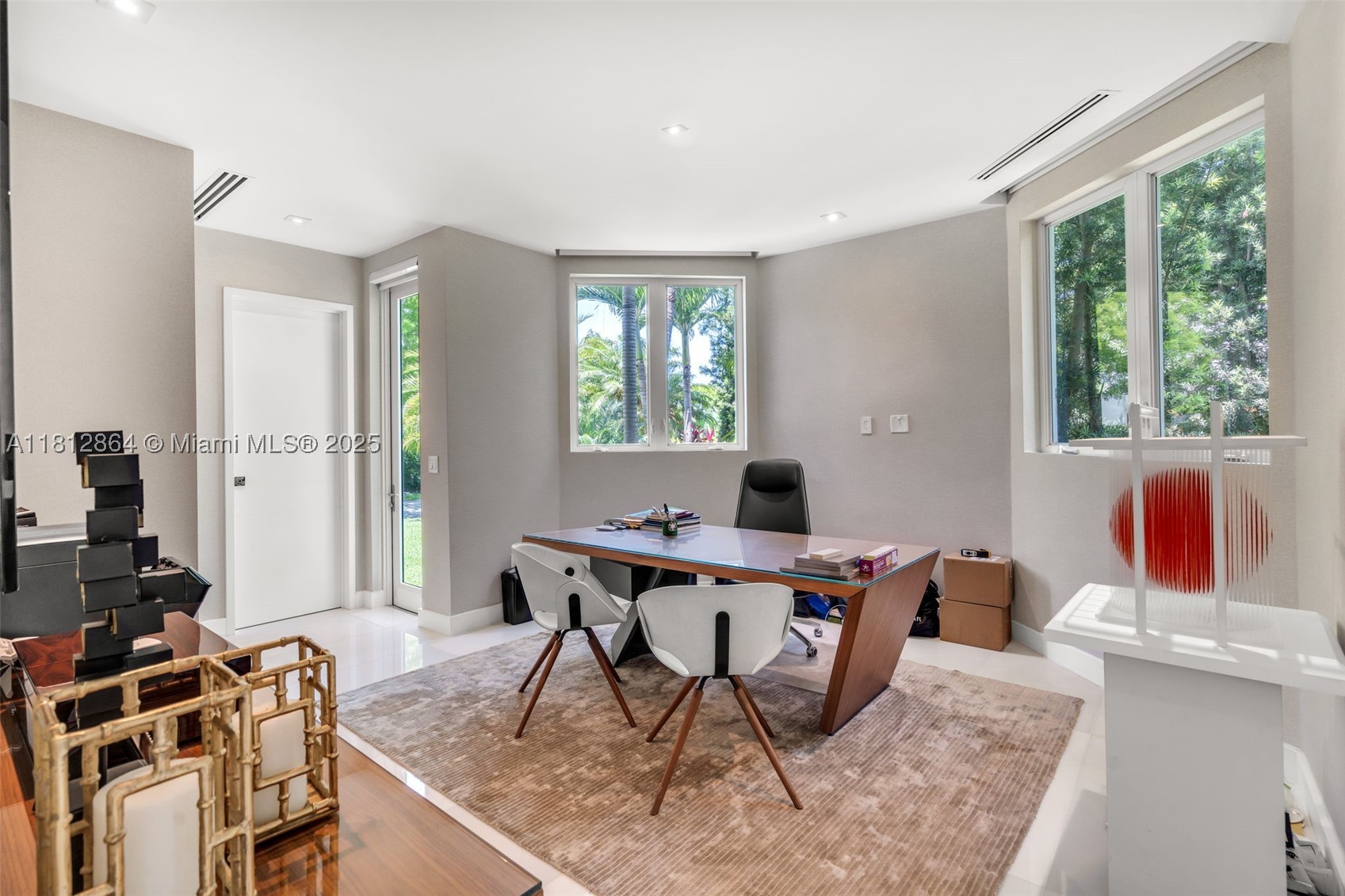 420 Island Dr, Key Biscayne FL 33149