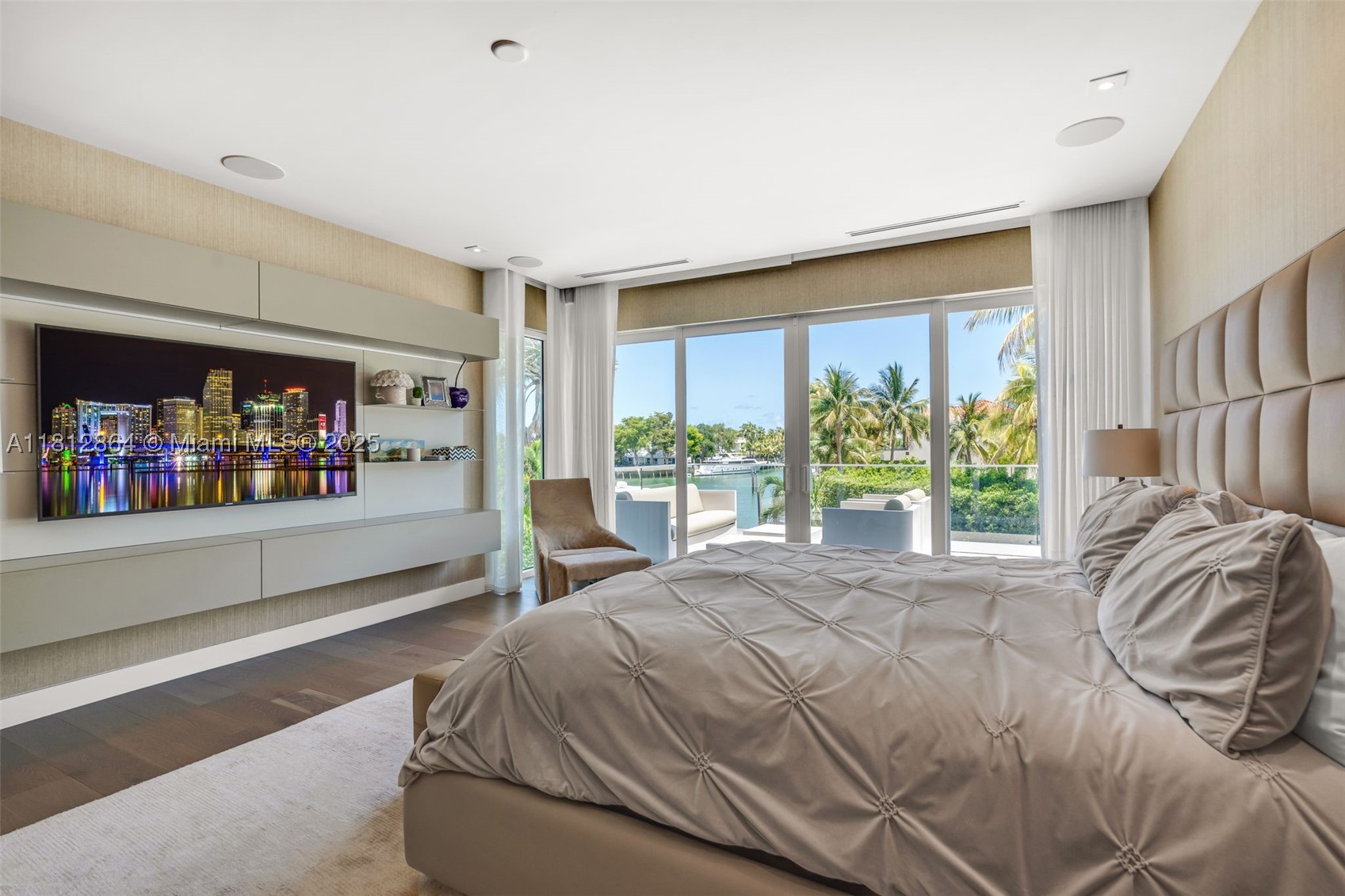 420 Island Dr, Key Biscayne FL 33149