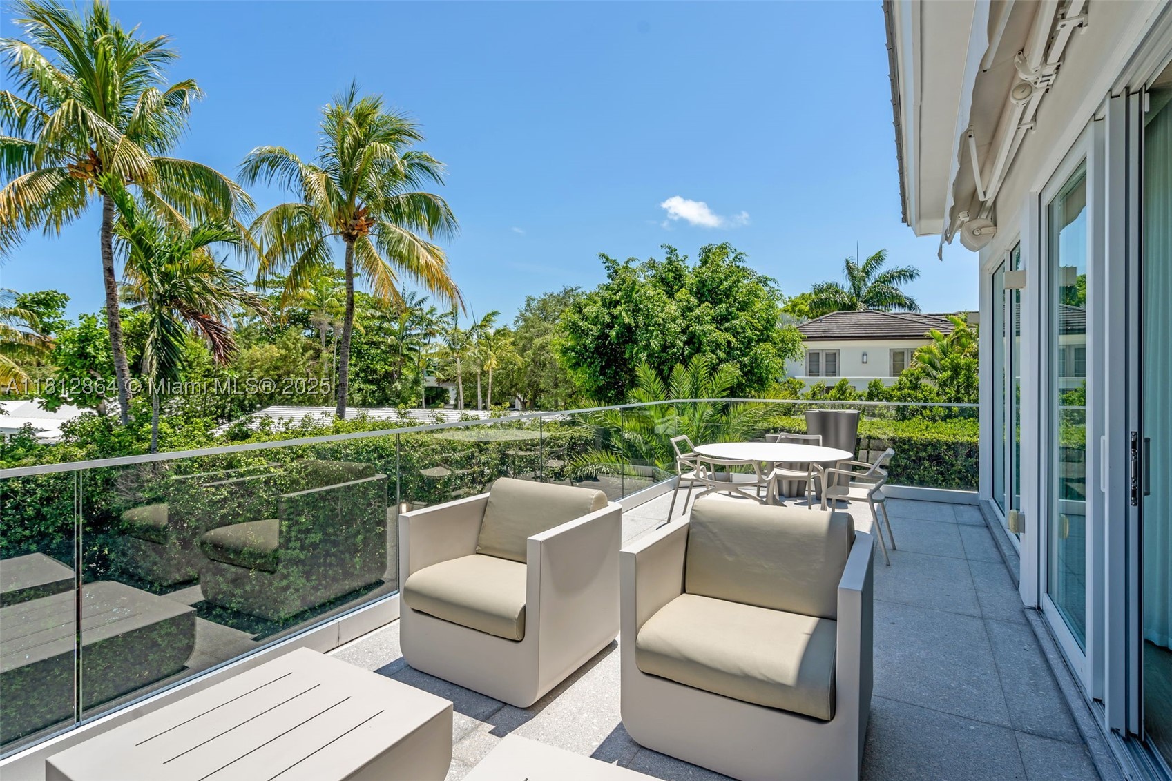 420 Island Dr, Key Biscayne FL 33149