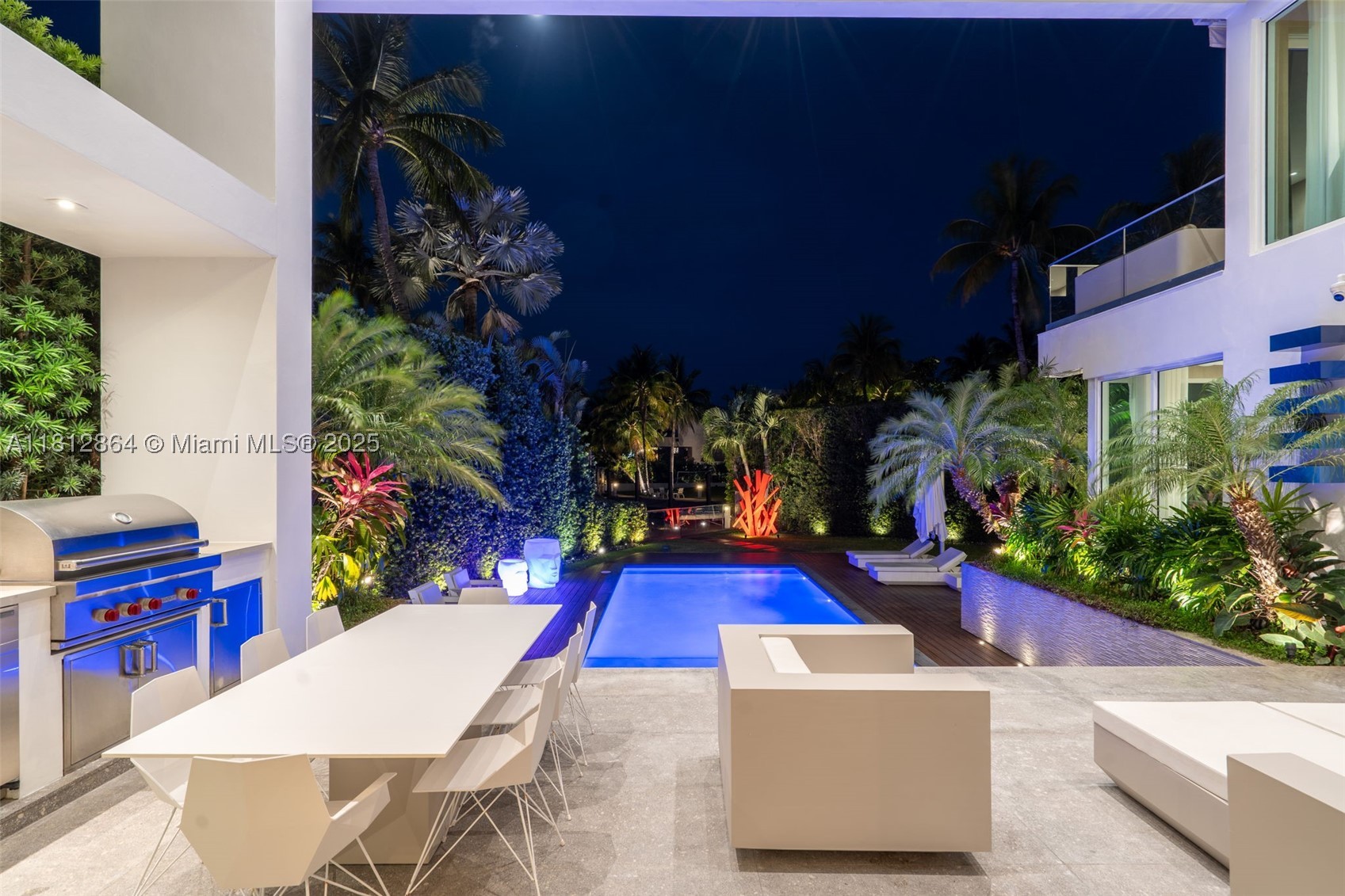 420 Island Dr, Key Biscayne FL 33149