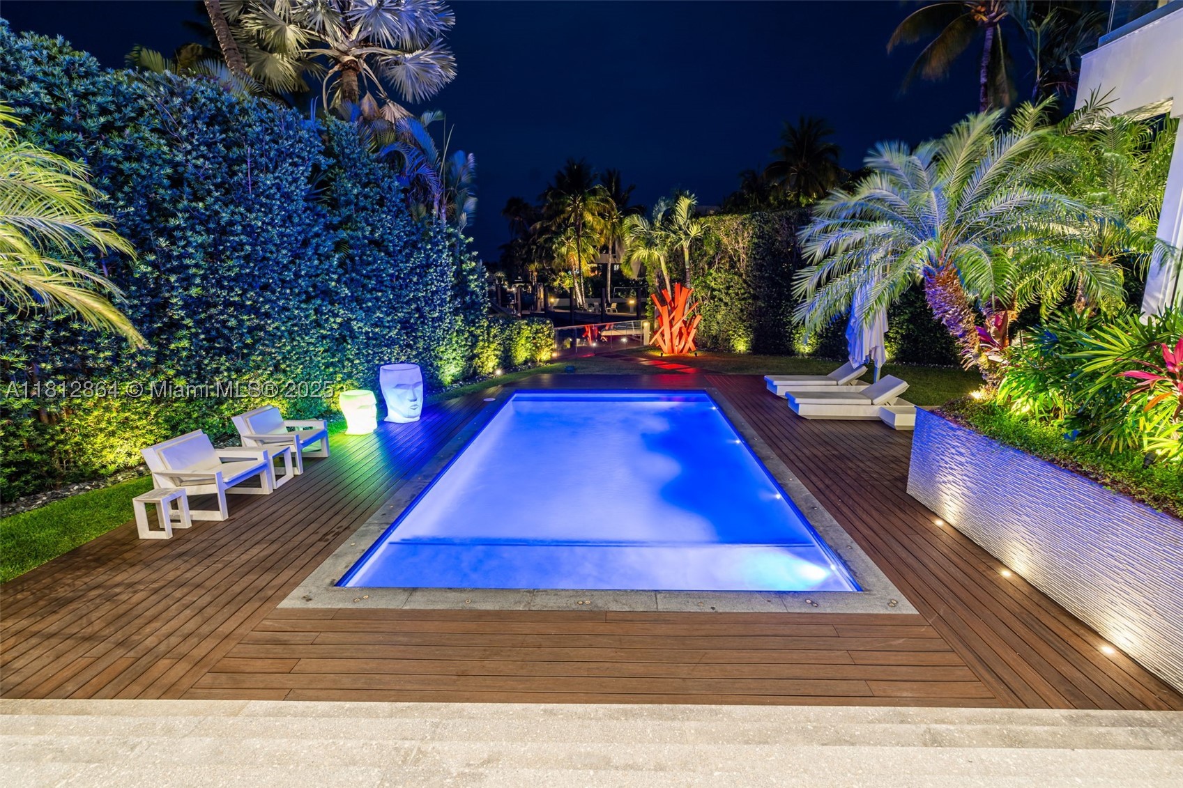 420 Island Dr, Key Biscayne FL 33149