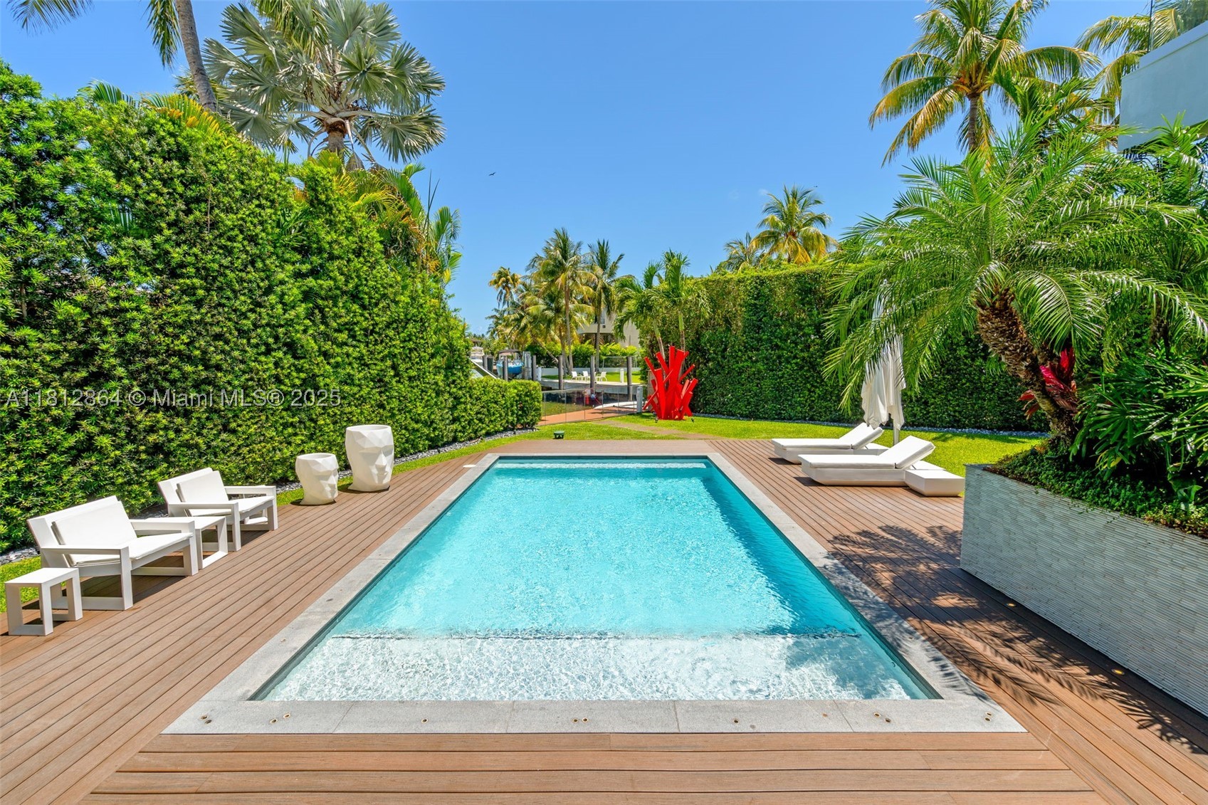 420 Island Dr, Key Biscayne FL 33149