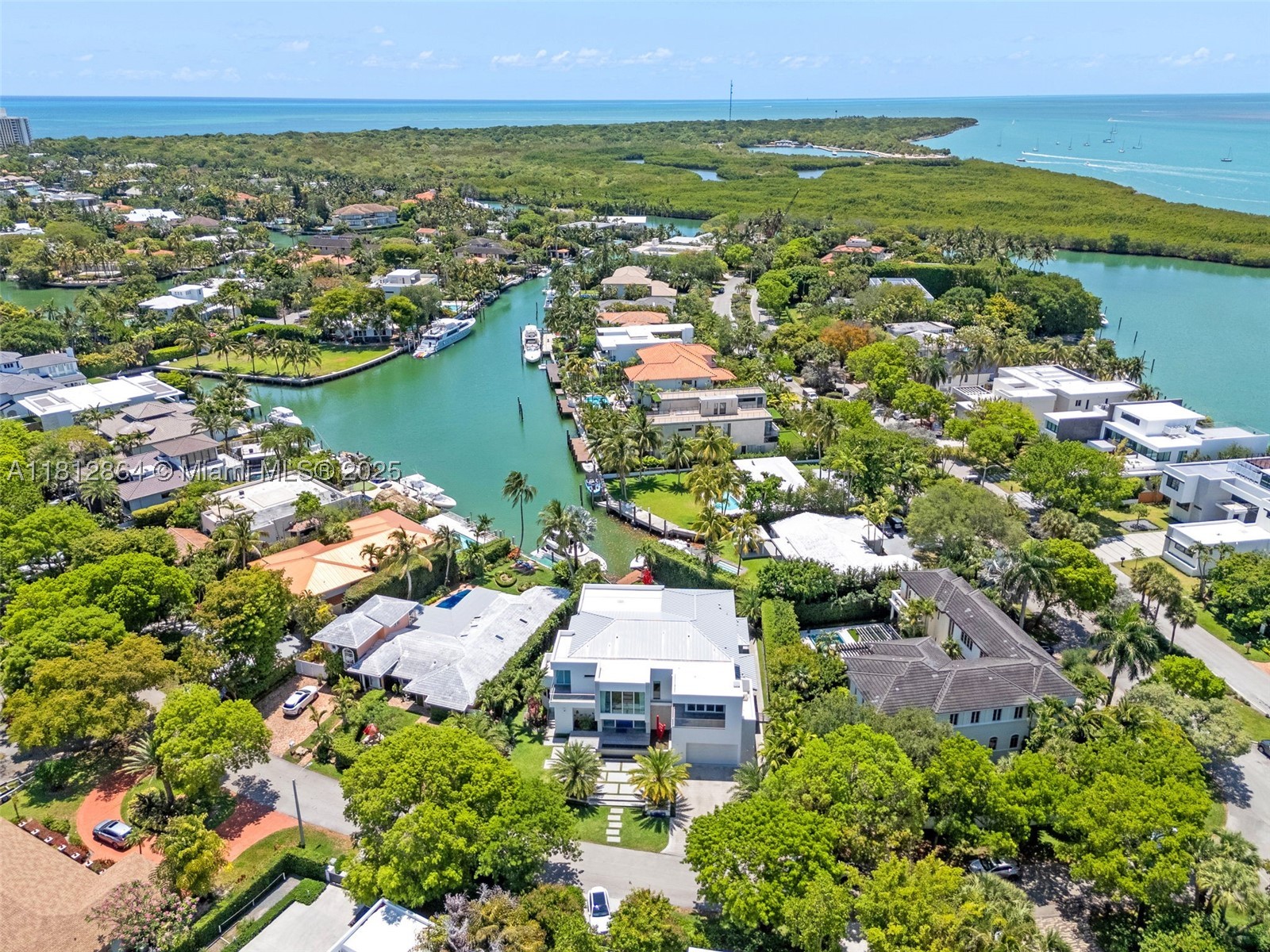 420 Island Dr, Key Biscayne FL 33149