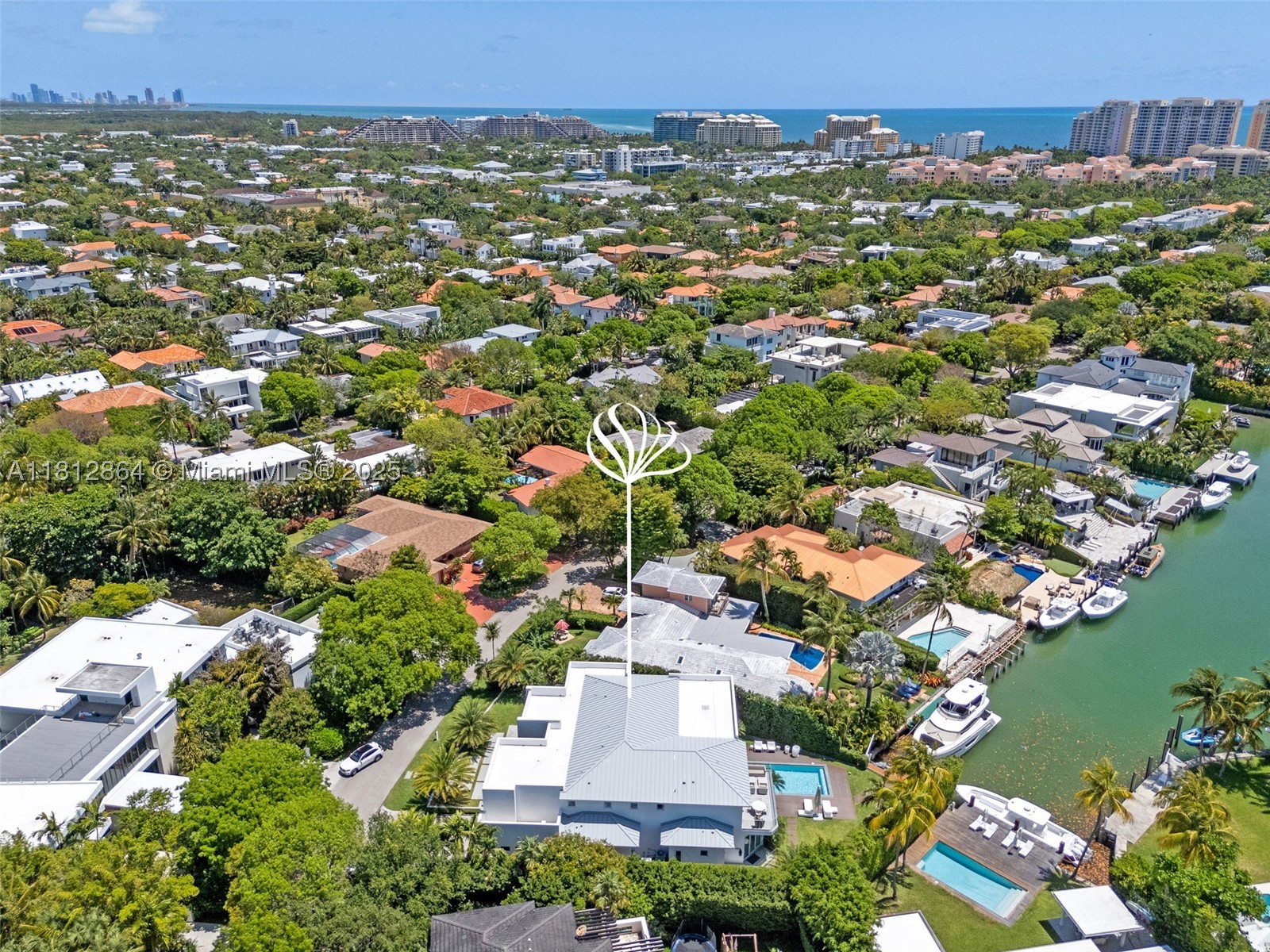 420 Island Dr, Key Biscayne FL 33149