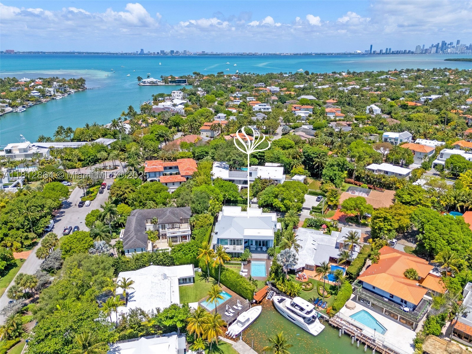 420 Island Dr, Key Biscayne FL 33149