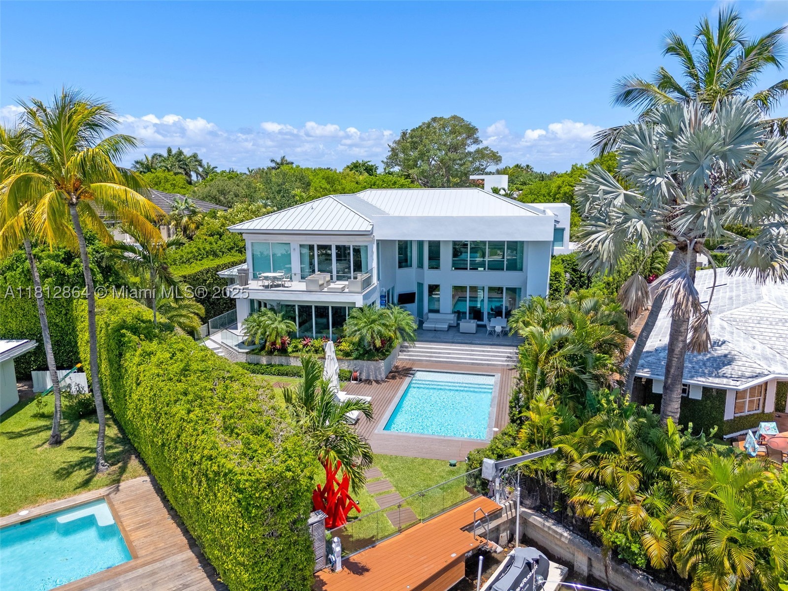 420 Island Dr, Key Biscayne FL 33149