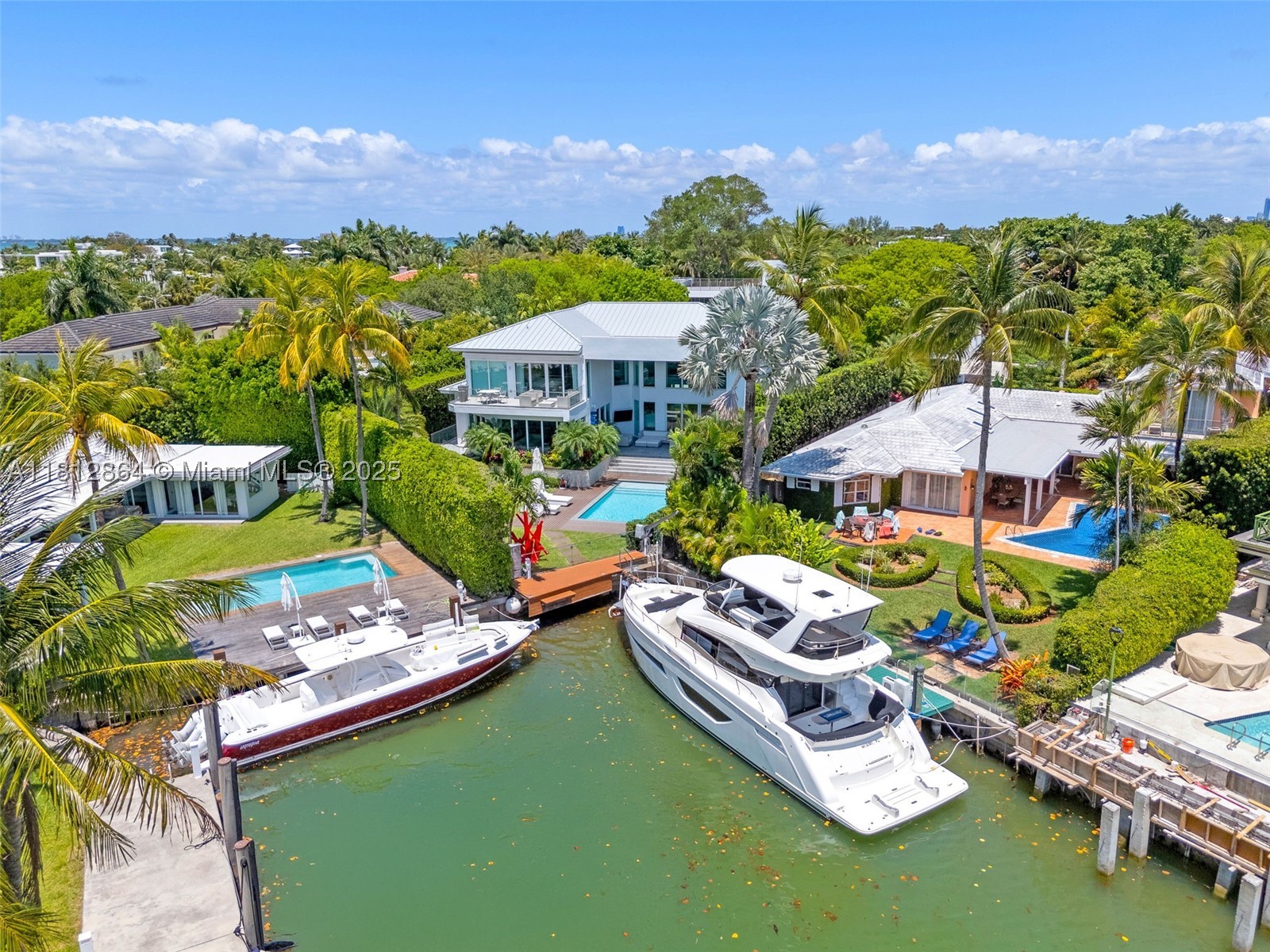 420 Island Dr, Key Biscayne FL 33149
