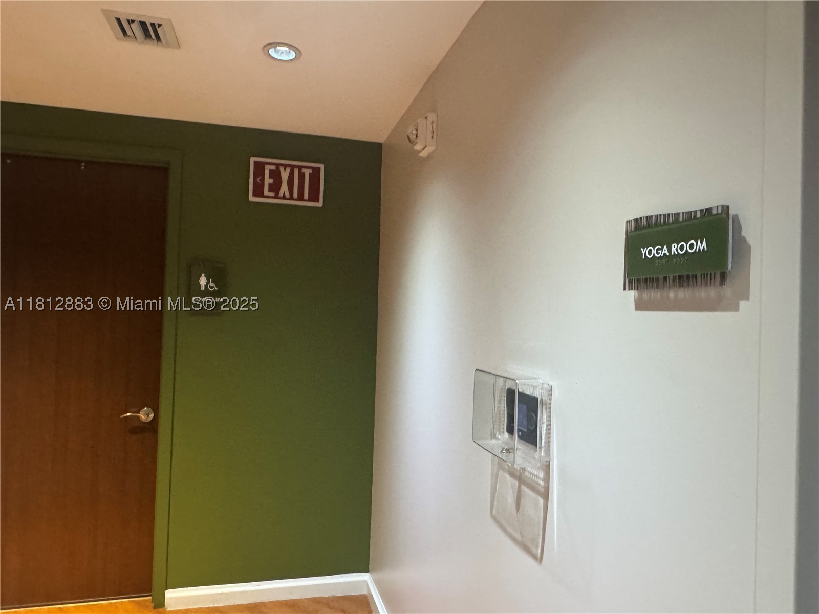 2641 N Flamingo Rd #1001N, Sunrise FL 33323