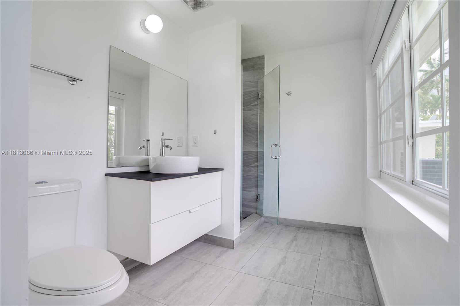 1201 S Biscayne Point Rd, Miami Beach FL 33141