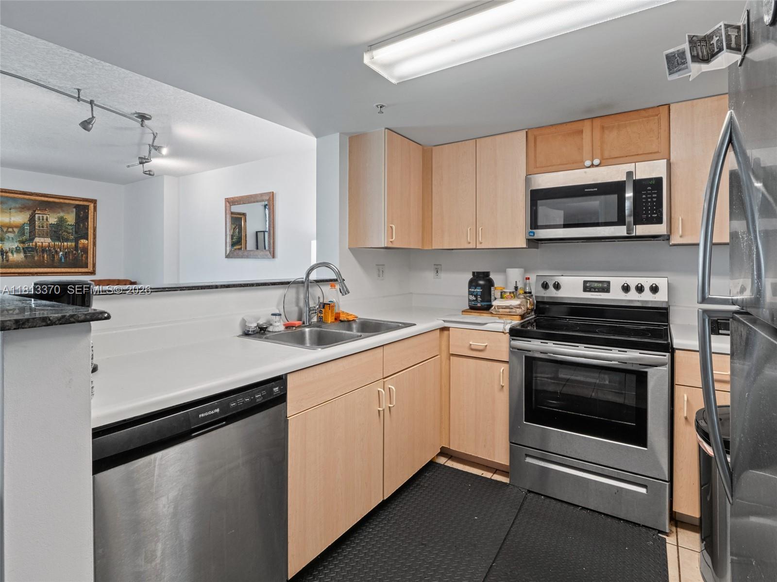 3000 Coral Way #815, Miami FL 33145
