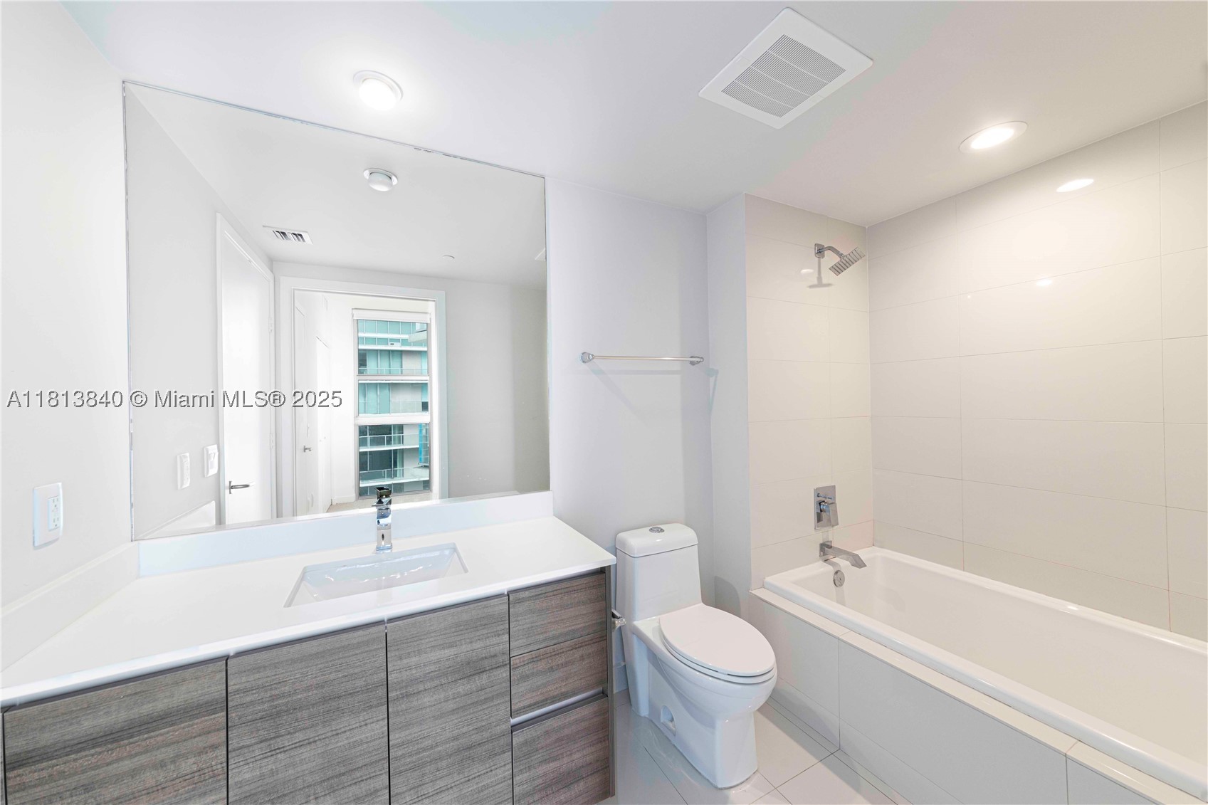 1100 S Miami Ave #3607, Miami FL 33130
