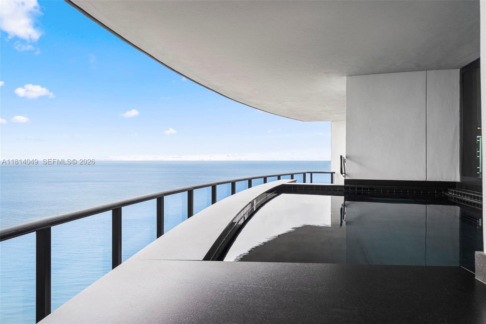 18555 Collins Ave #2105, Sunny Isles Beach FL 33160