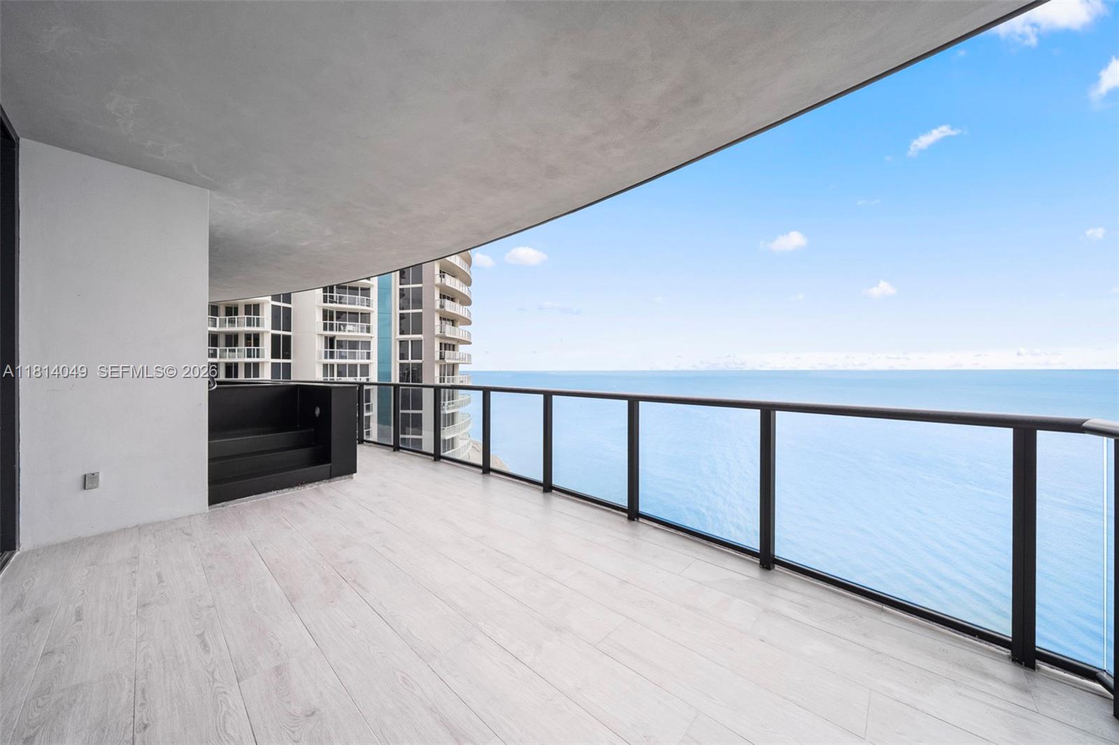 18555 Collins Ave #2105, Sunny Isles Beach FL 33160