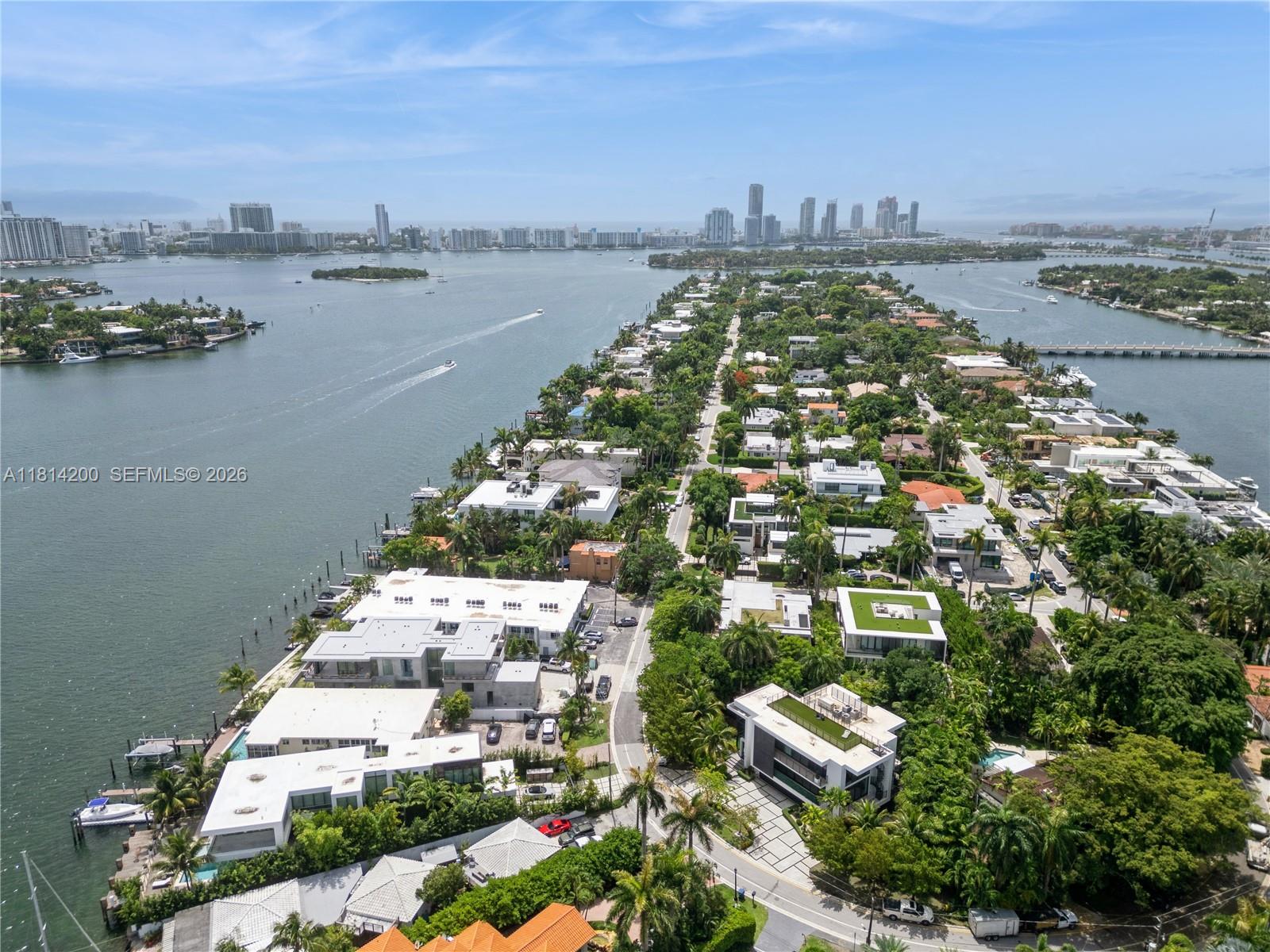 420 N Hibiscus Dr, Miami Beach FL 33139