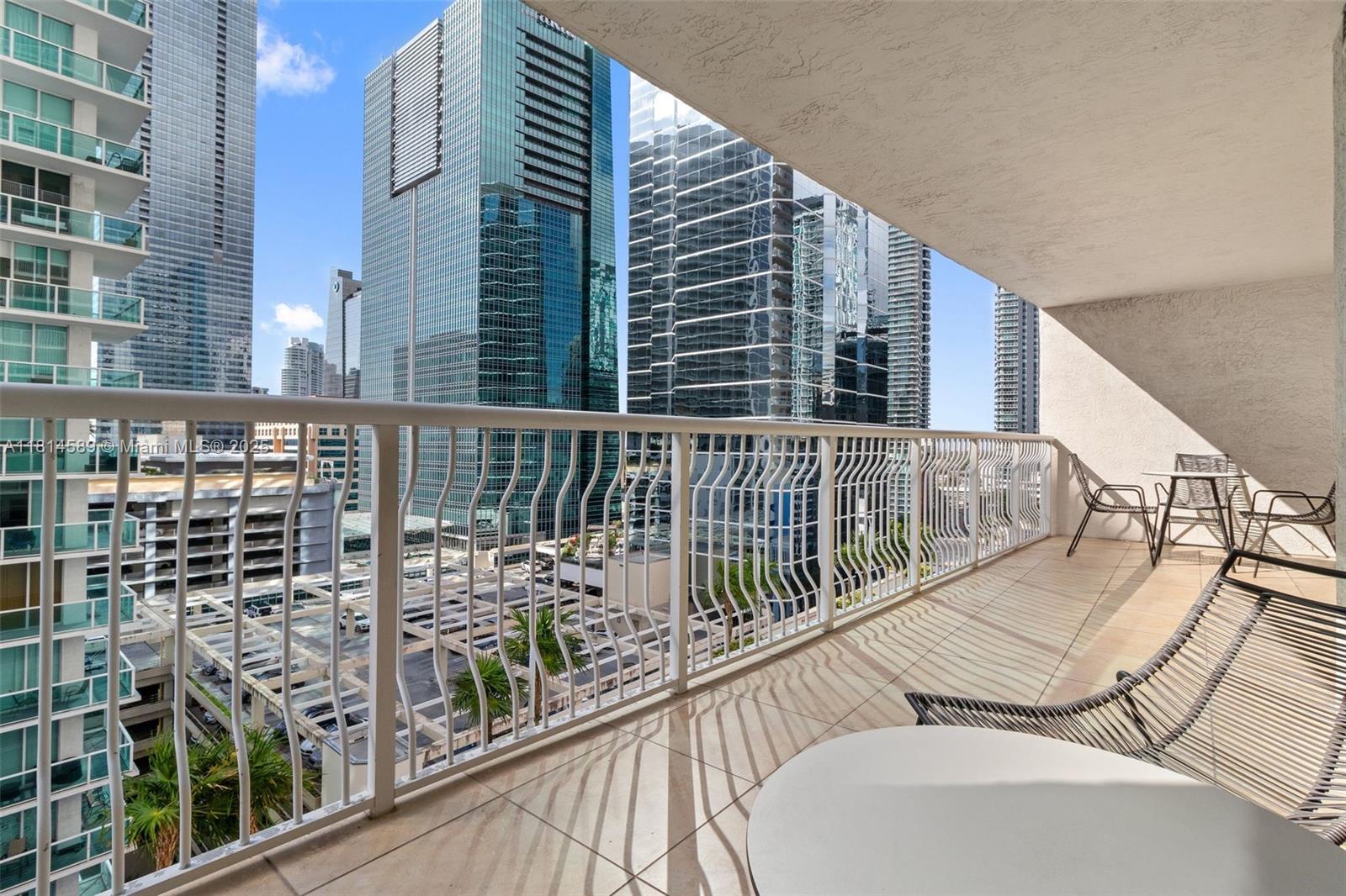 1200 Brickell Bay Dr #1617, Miami FL 33131