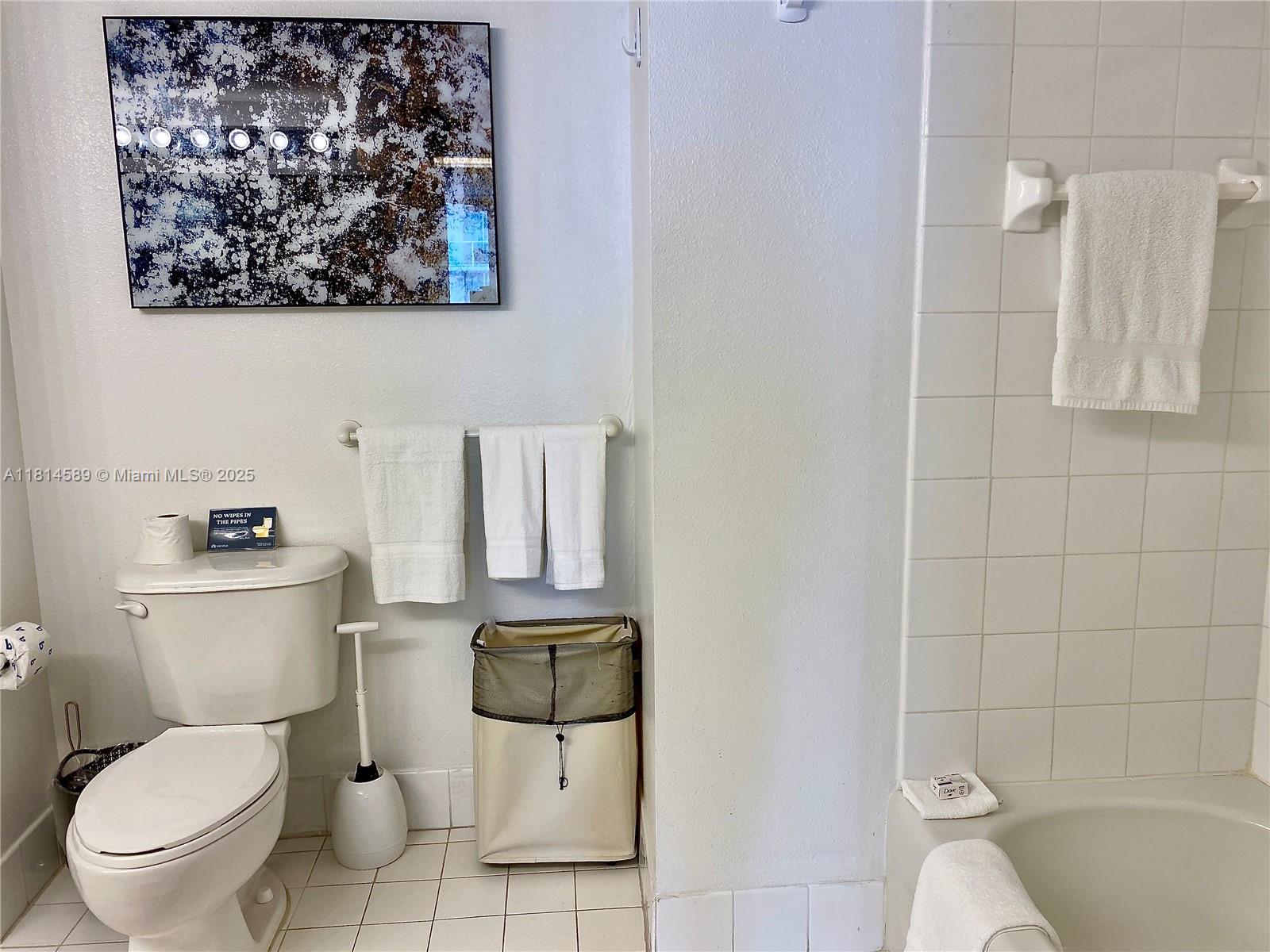 1200 Brickell Bay Dr #1617, Miami FL 33131