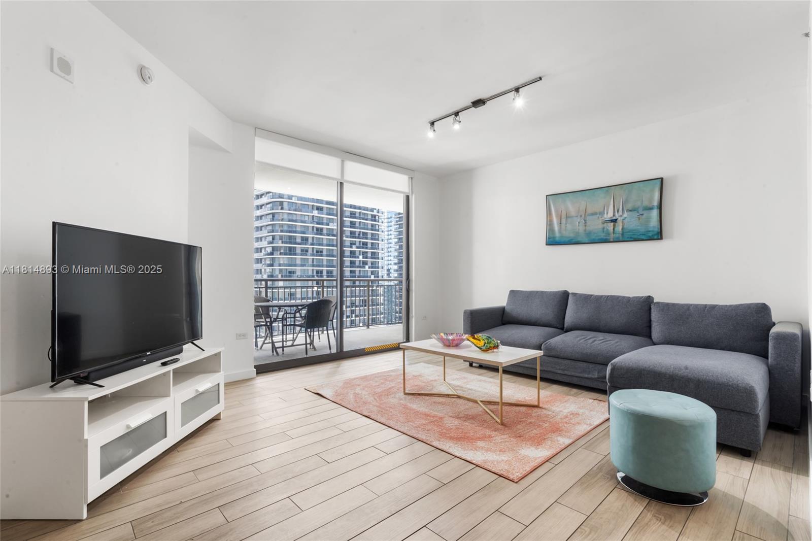 999 SW 1st Ave #2601, Miami FL 33130