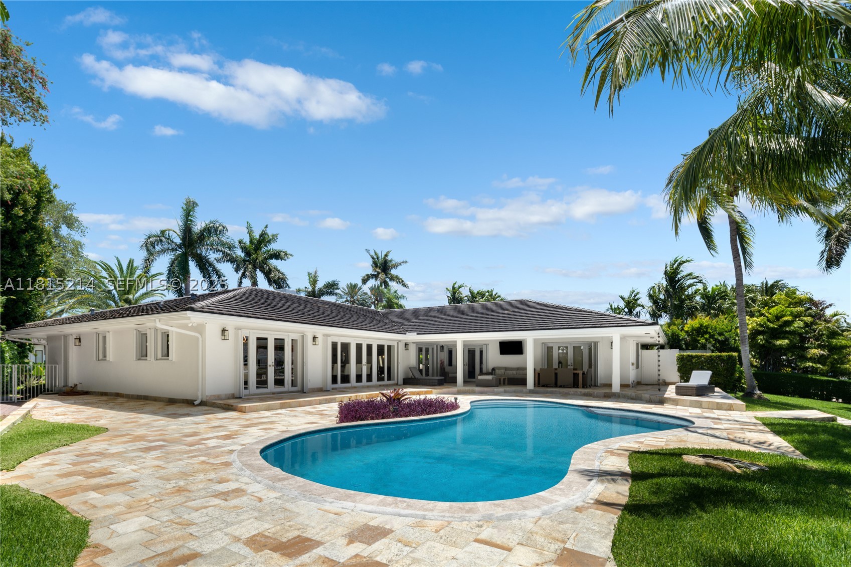 435 Marquesa Dr, Coral Gables FL 33156