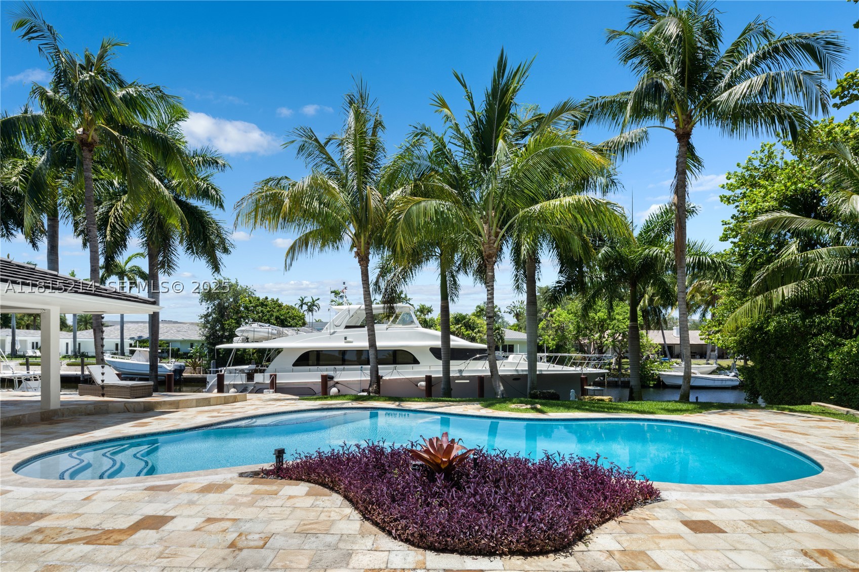 435 Marquesa Dr, Coral Gables FL 33156