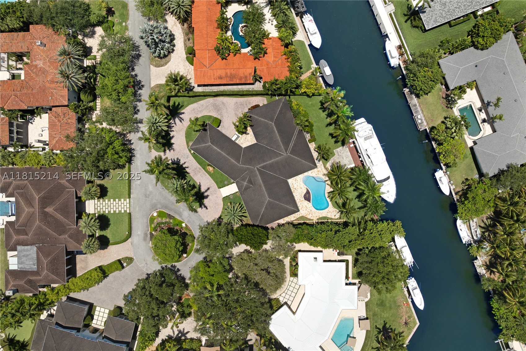 435 Marquesa Dr, Coral Gables FL 33156