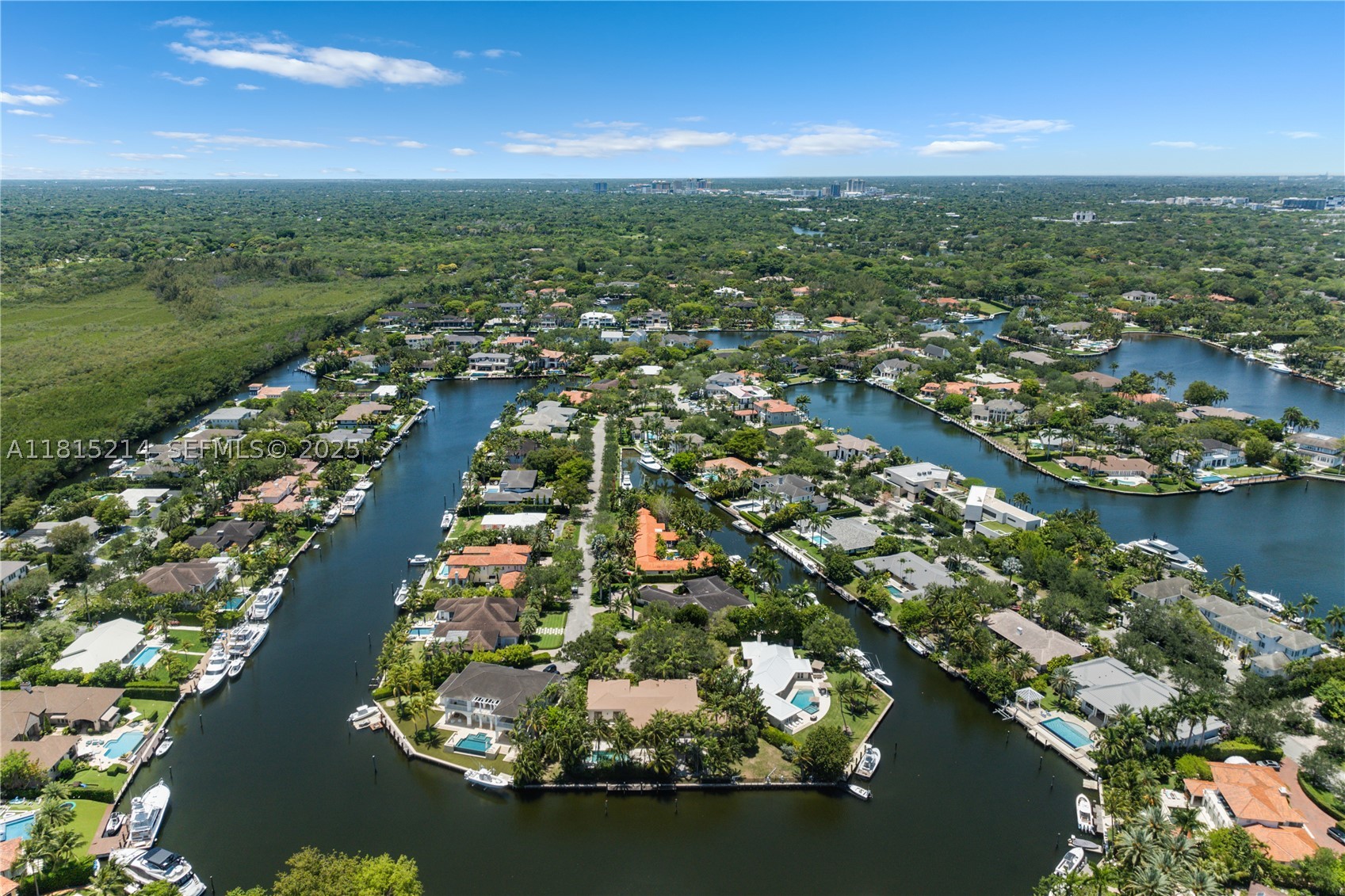 435 Marquesa Dr, Coral Gables FL 33156