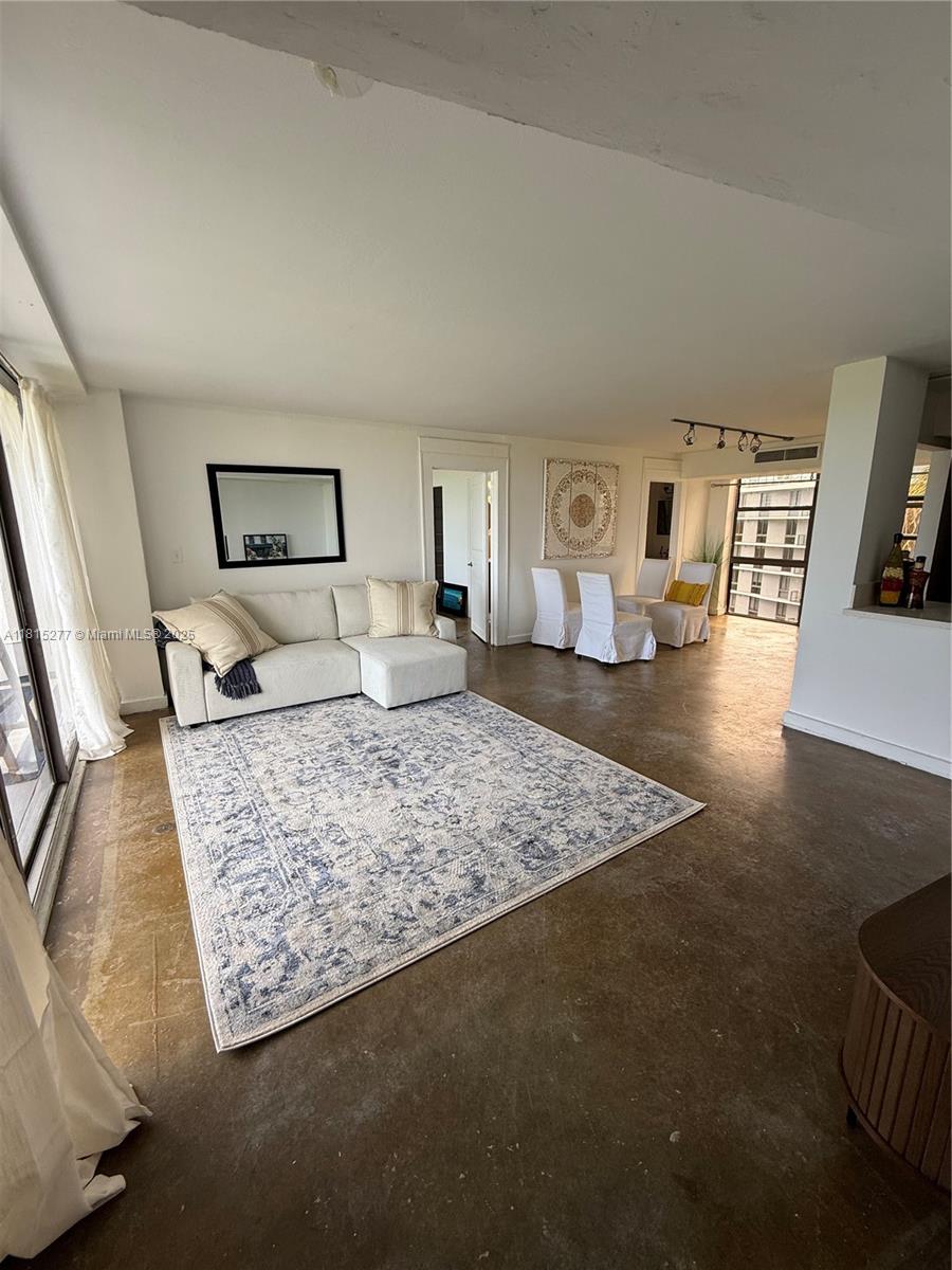 5701 Biscayne Blvd #701, Miami FL 33137