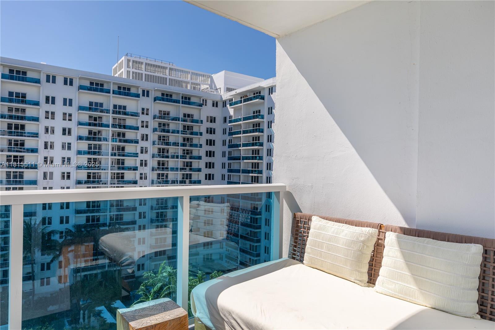 102 24th St #1112, Miami Beach FL 33139