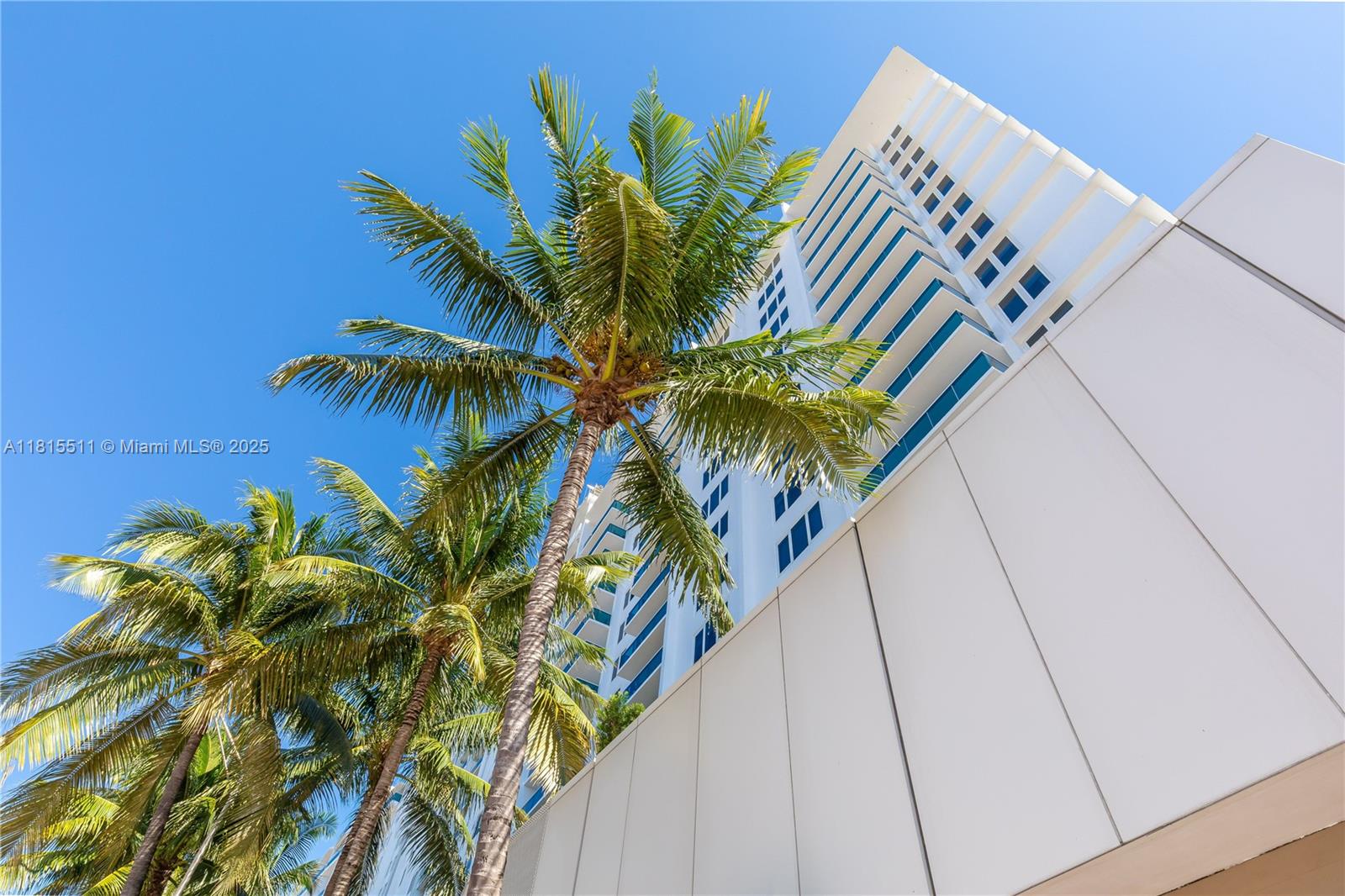 102 24th St #1112, Miami Beach FL 33139