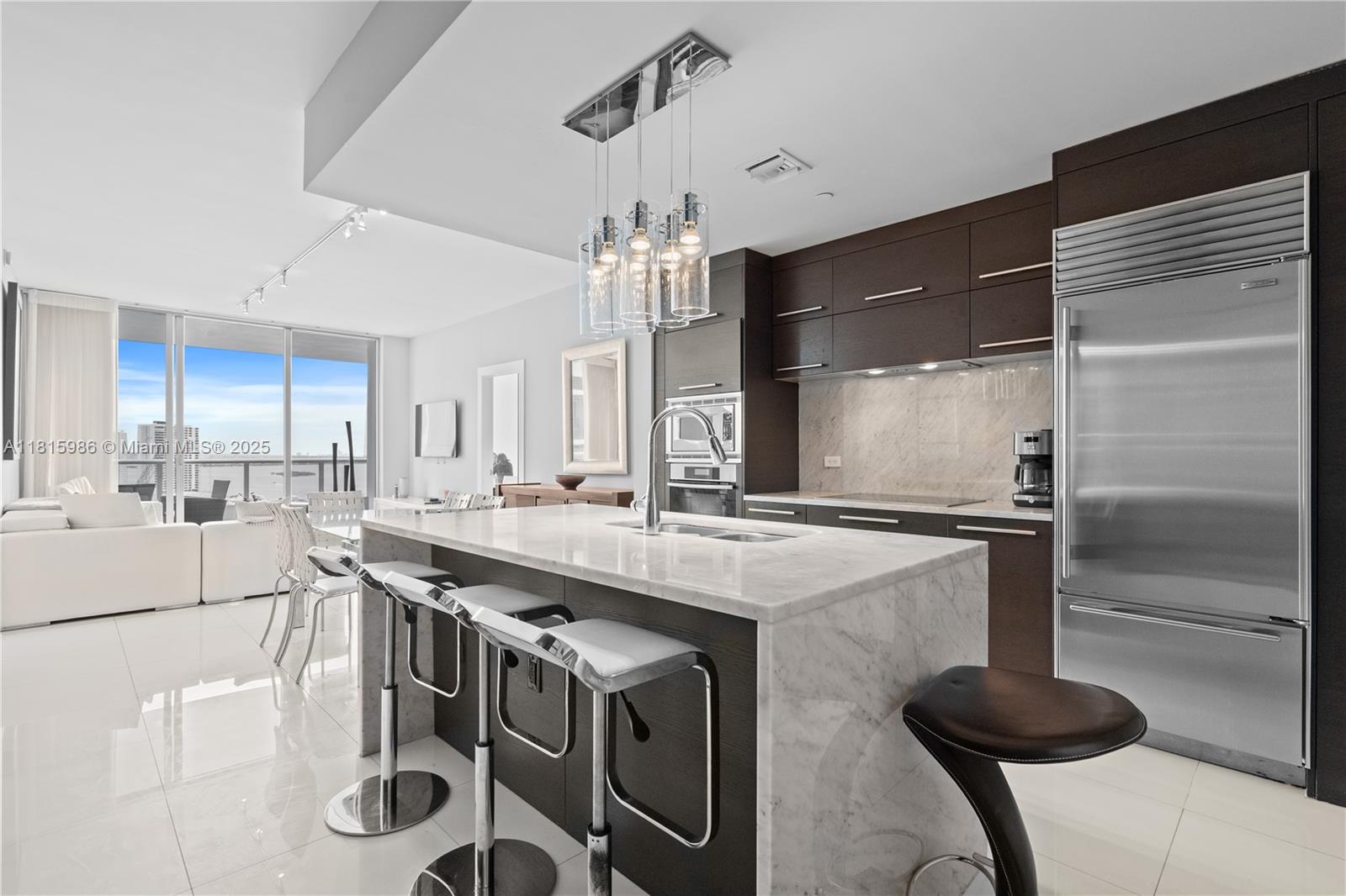 900 Biscayne Blvd #2408, Miami FL 33132