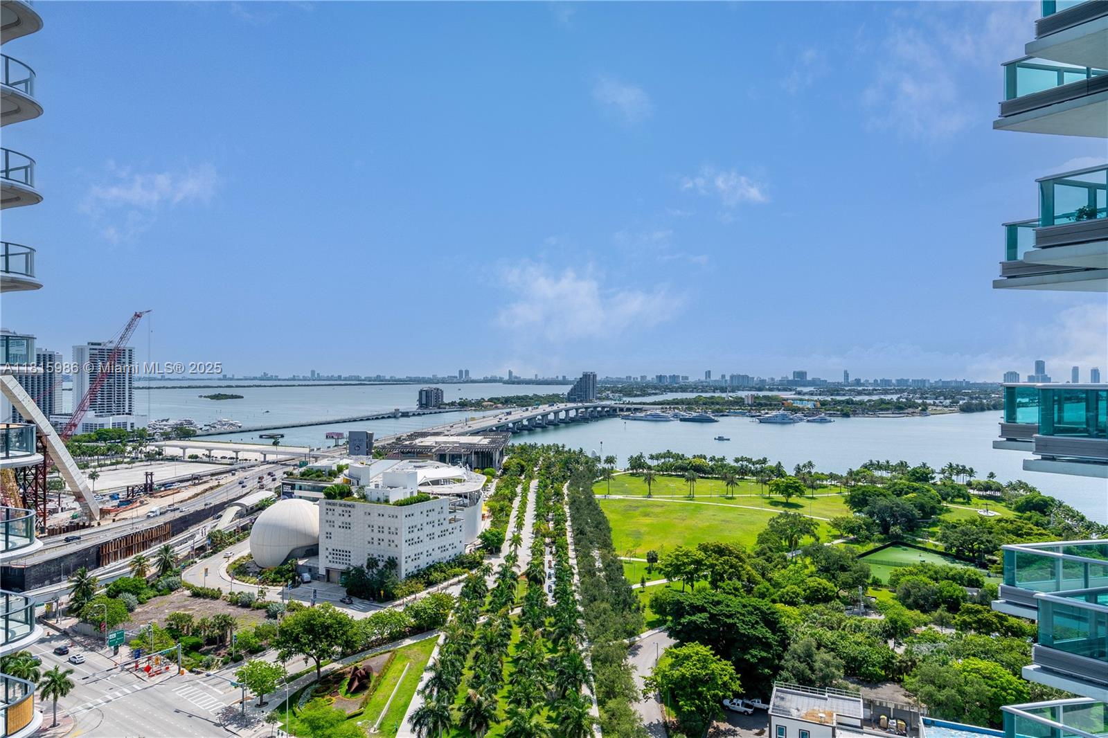 900 Biscayne Blvd #2408, Miami FL 33132