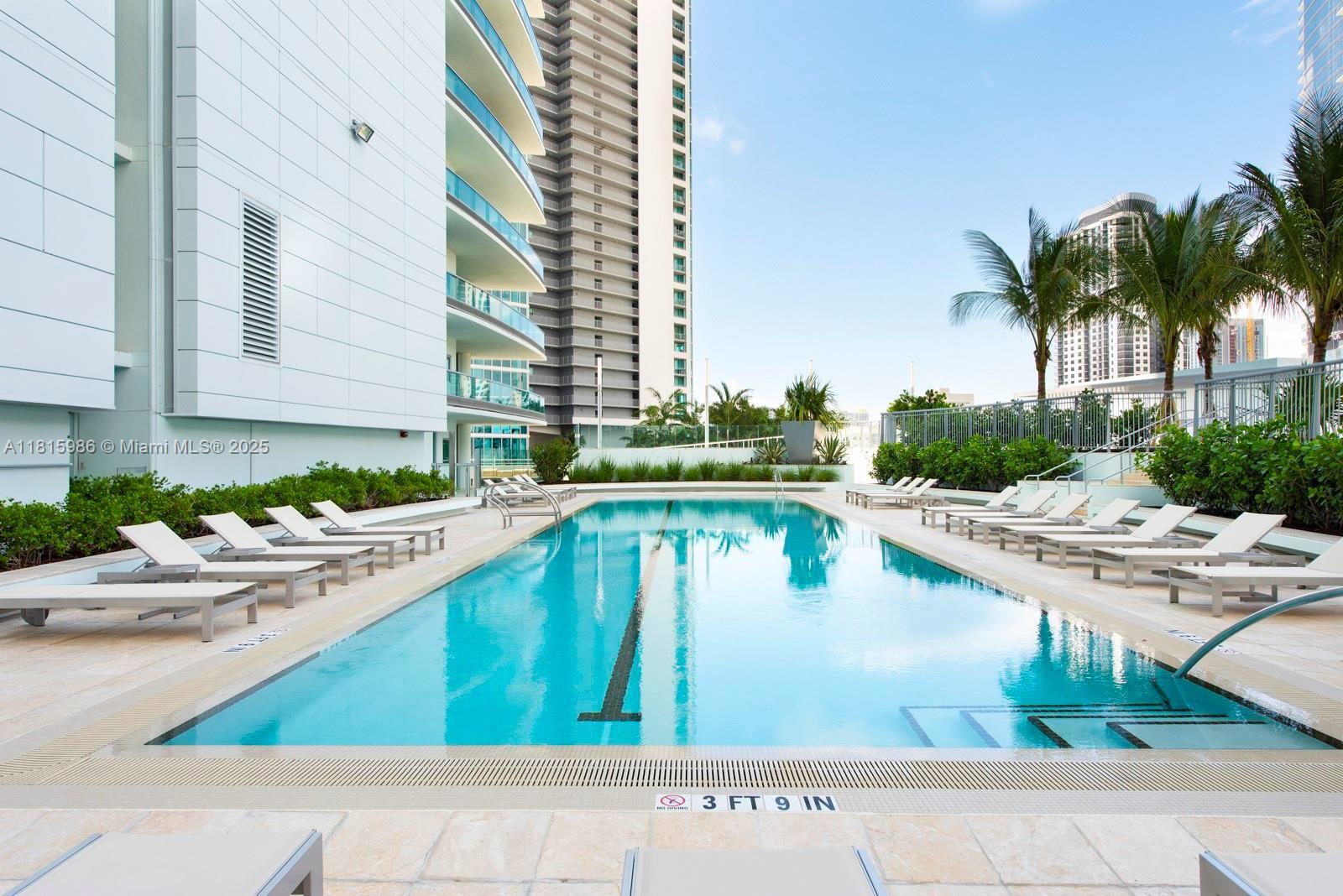 900 Biscayne Blvd #2408, Miami FL 33132
