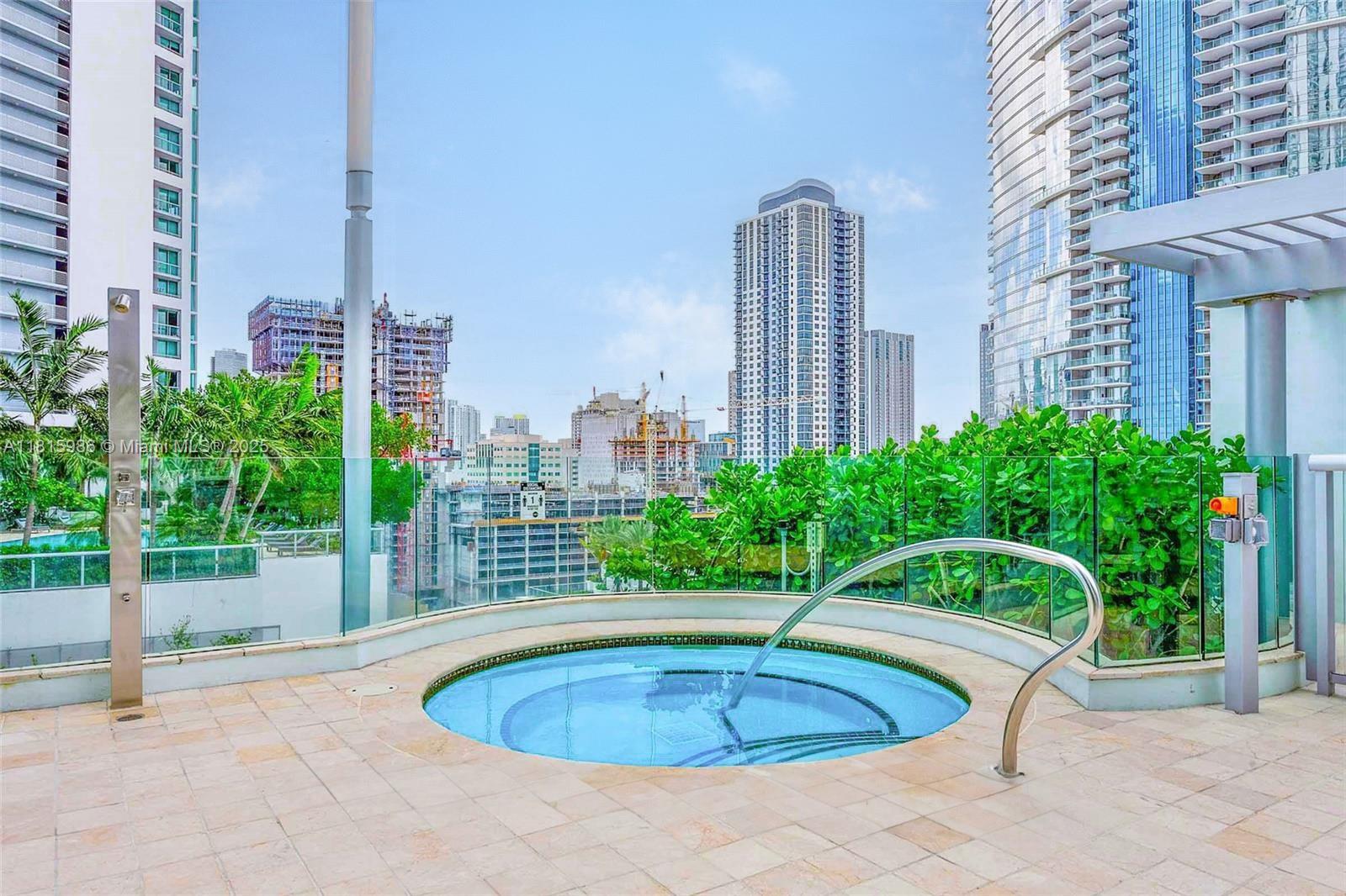 900 Biscayne Blvd #2408, Miami FL 33132