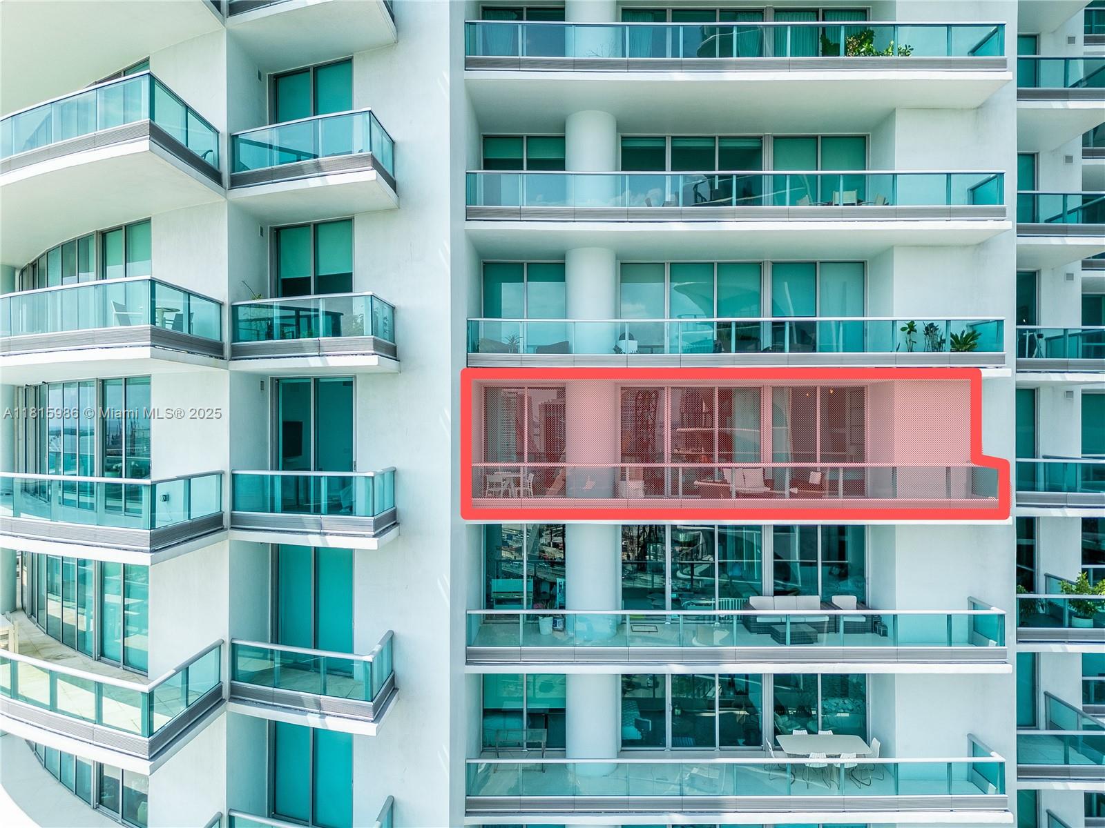 900 Biscayne Blvd #2408, Miami FL 33132