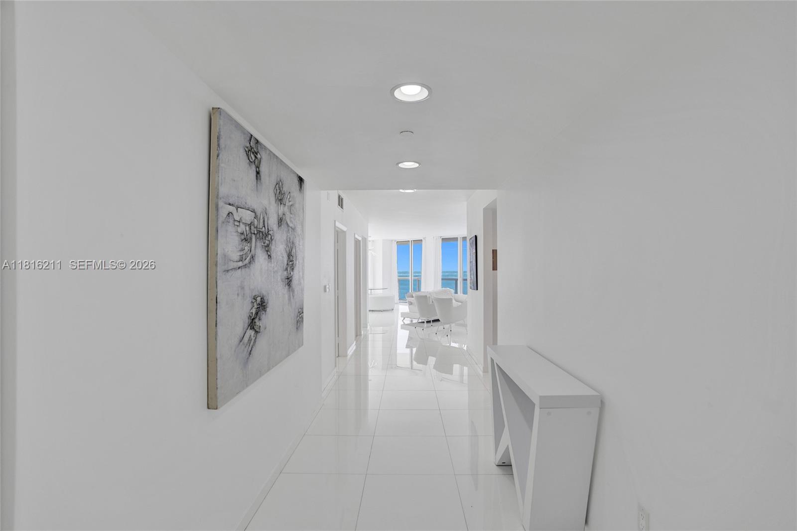 6365 Collins Ave #2403, Miami Beach FL 33141