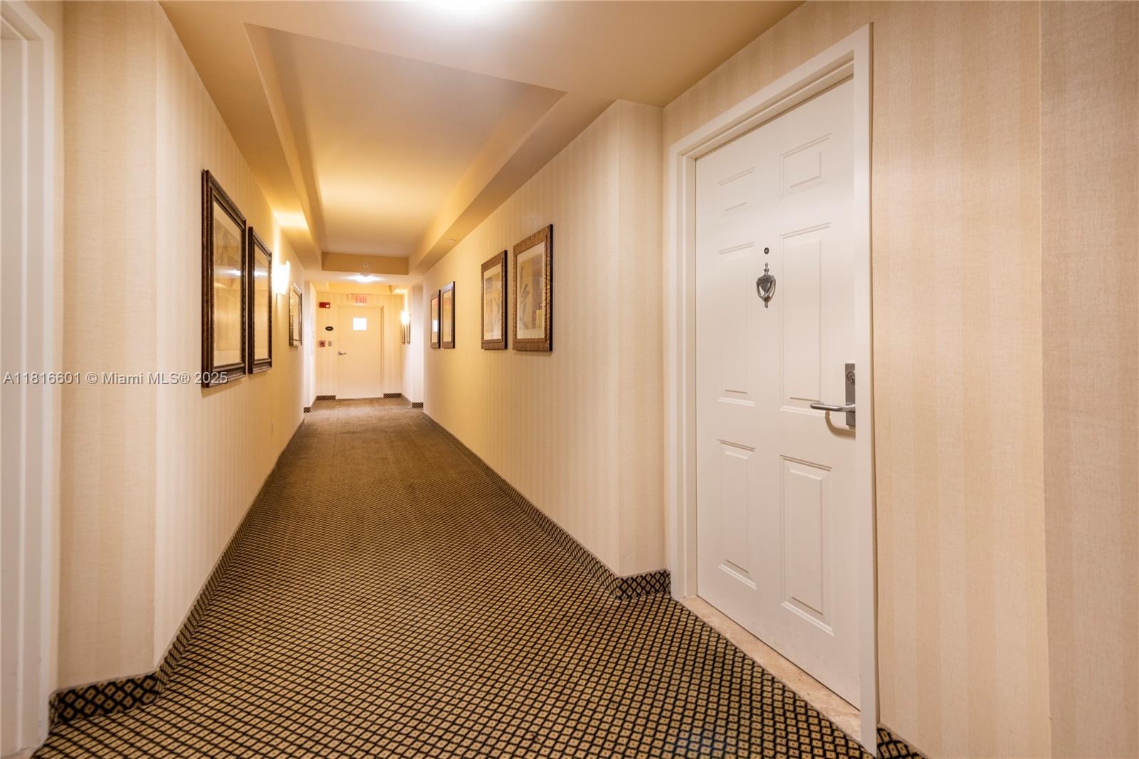 19501 W Country Club Dr #2210, Aventura FL 33180
